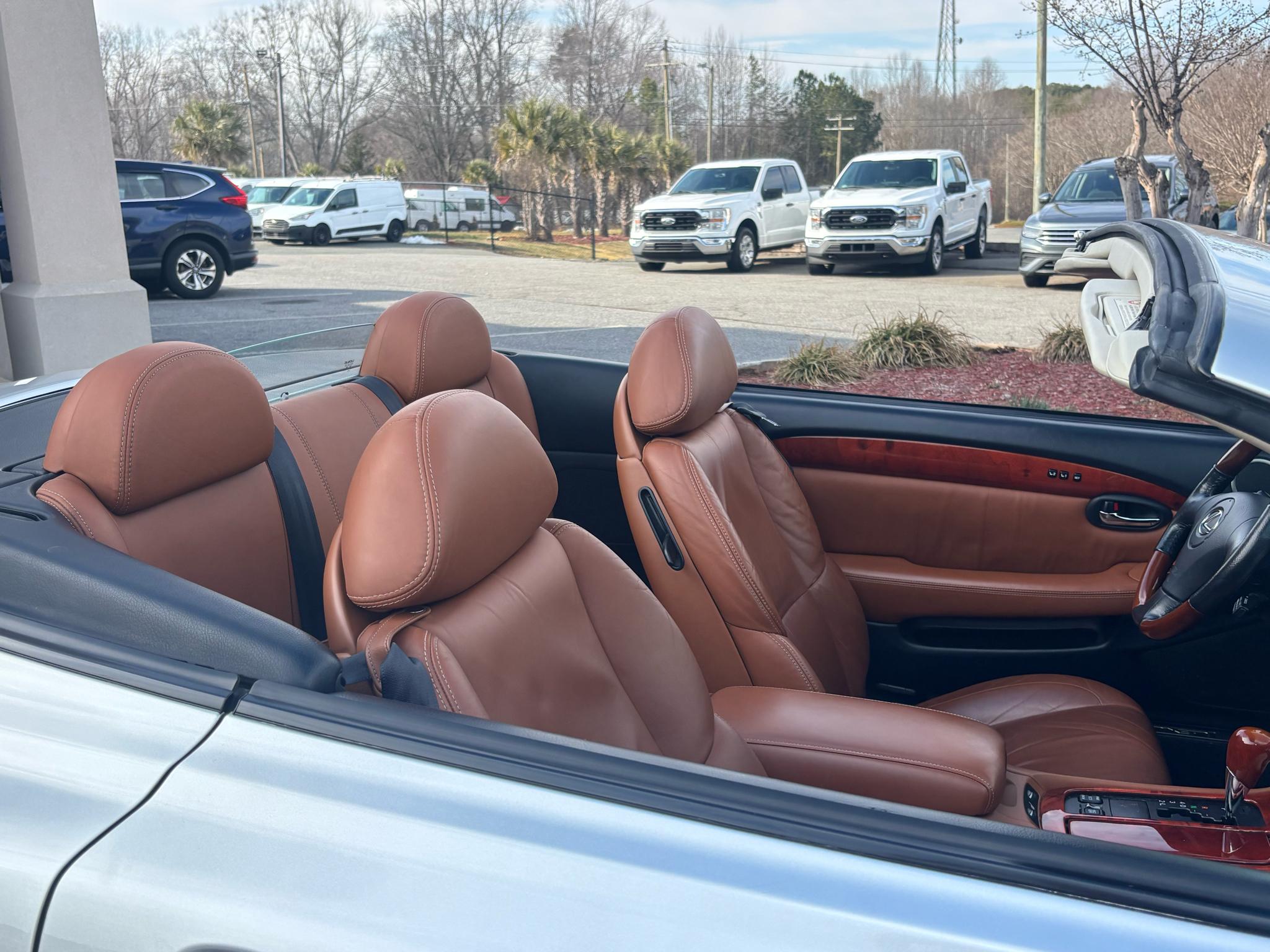 Lexus SC 430 2dr Convertible 2002