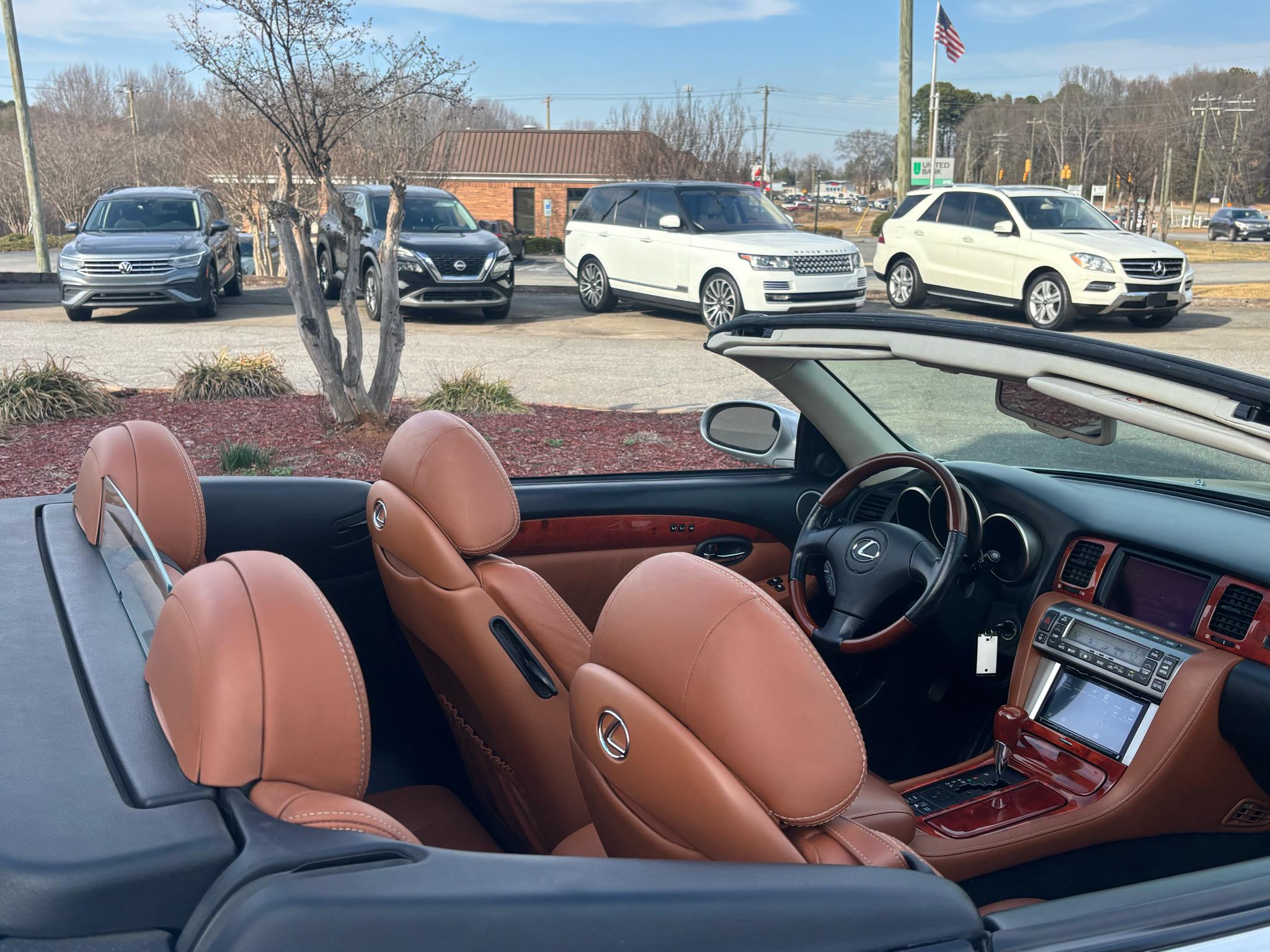 Lexus SC 430 2dr Convertible 2002