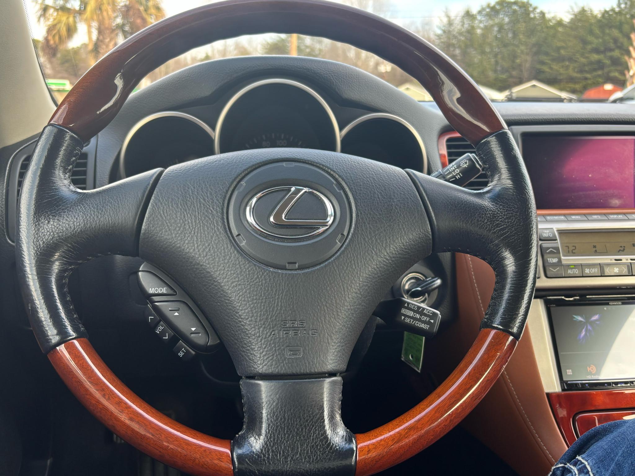 Lexus SC 430 2dr Convertible 2002