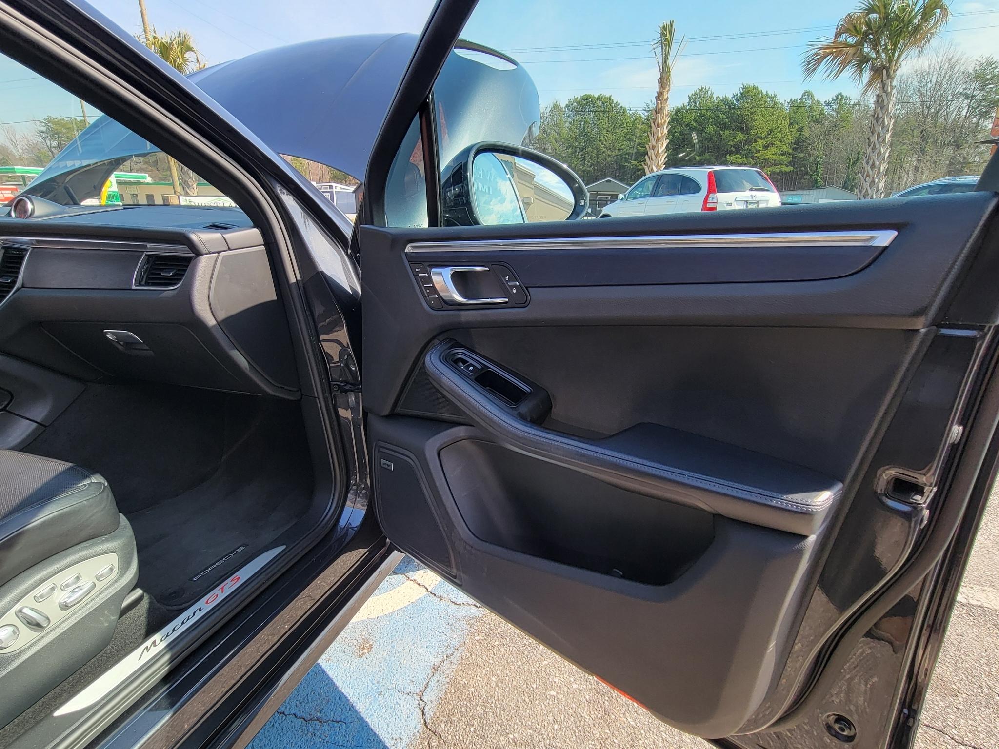 Porsche Macan GTS AWD 2017