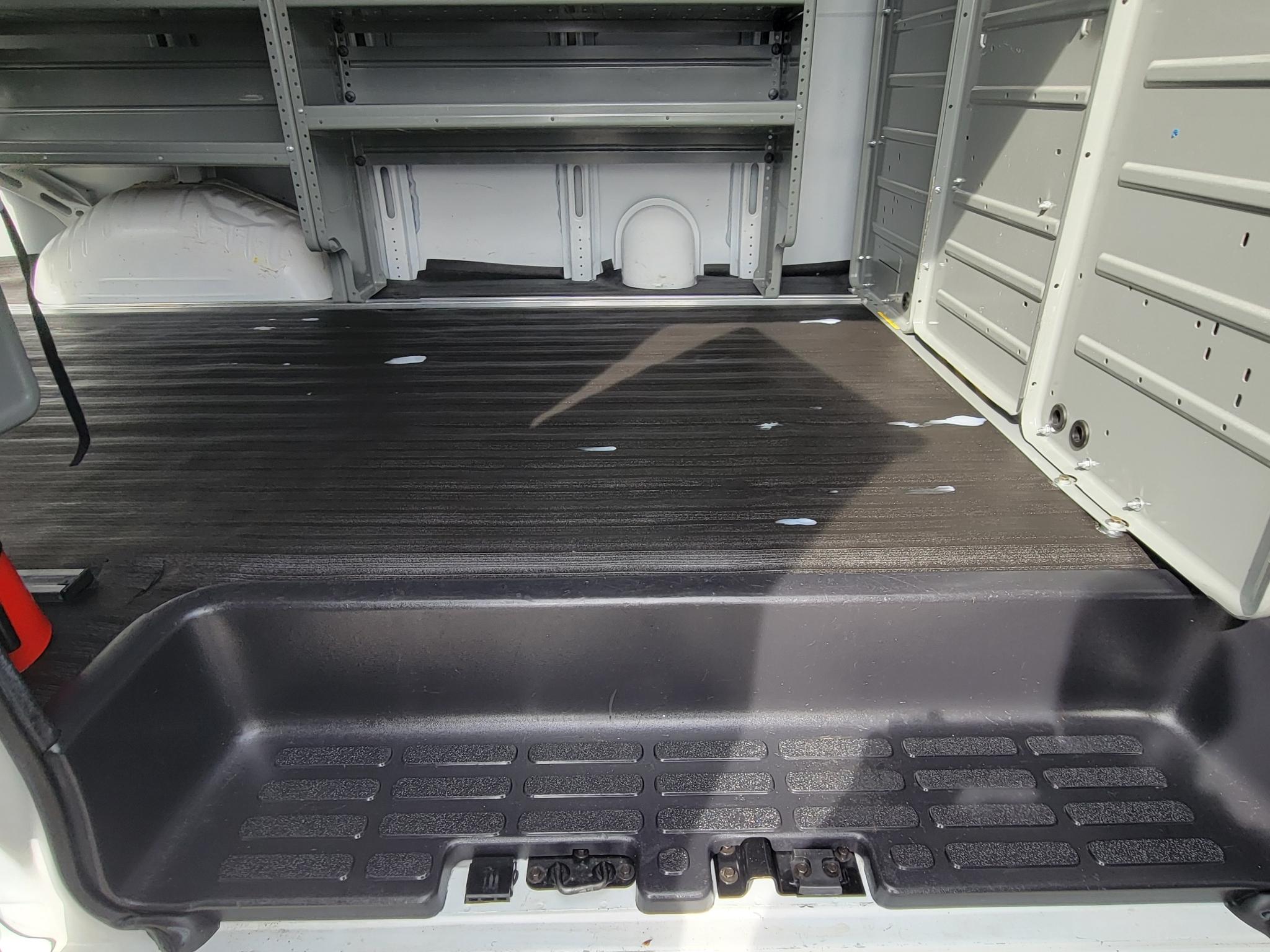 Chevrolet Express Cargo Van RWD 2500 135" 2017