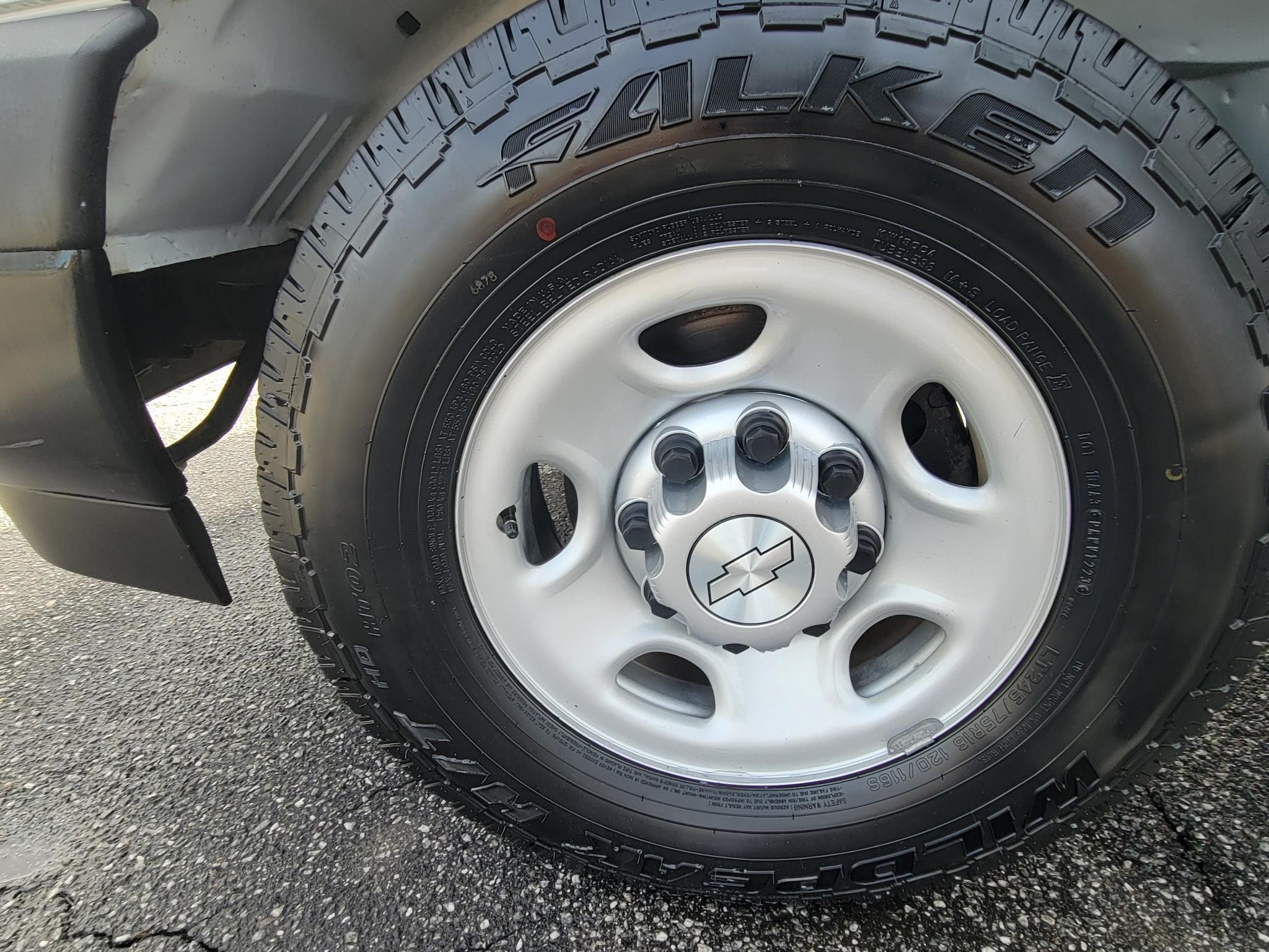 Chevrolet Express Cargo Van RWD 2500 135" 2017