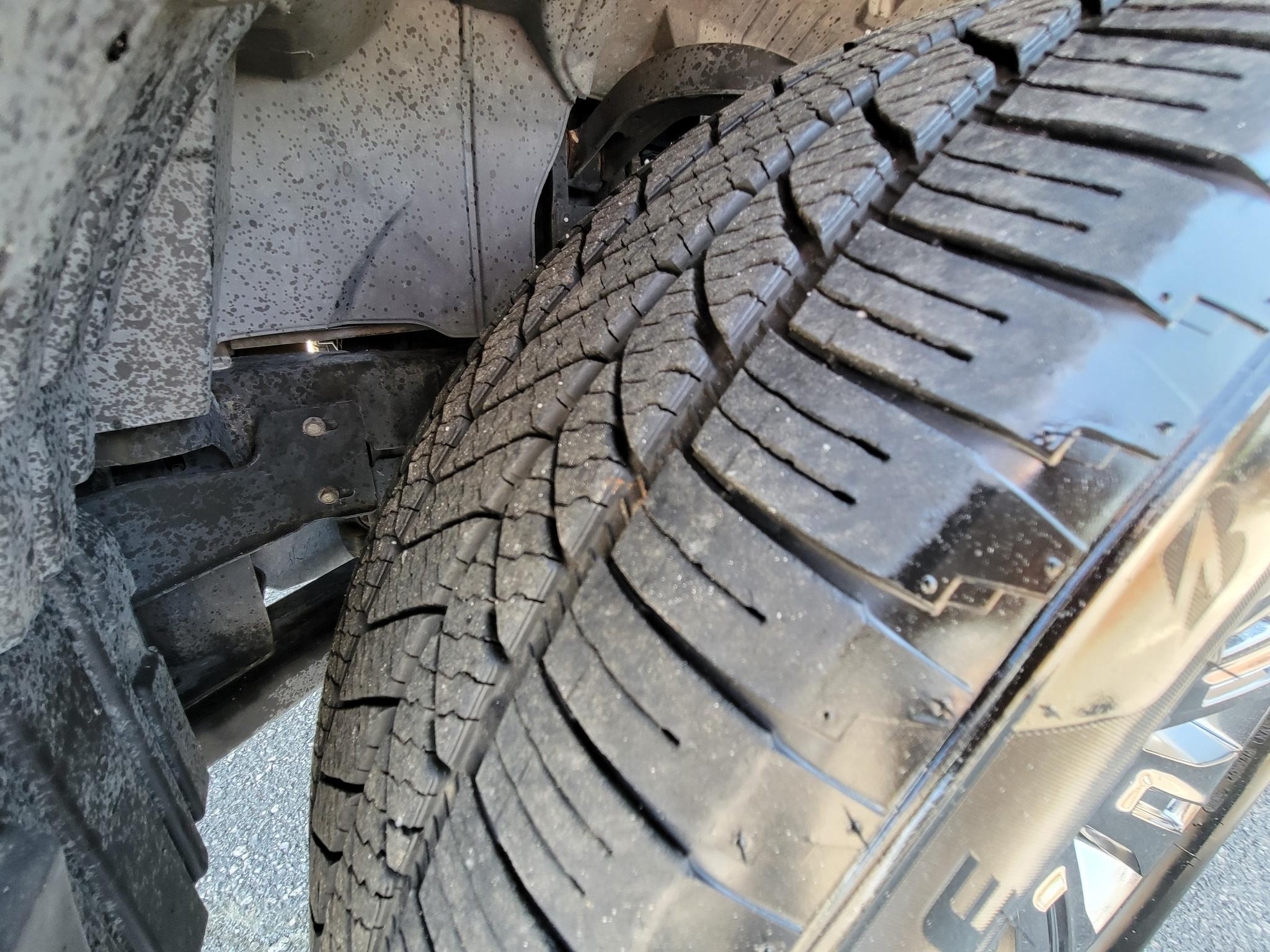 Nissan Titan 4x2 Crew Cab Platinum Reserve 2017