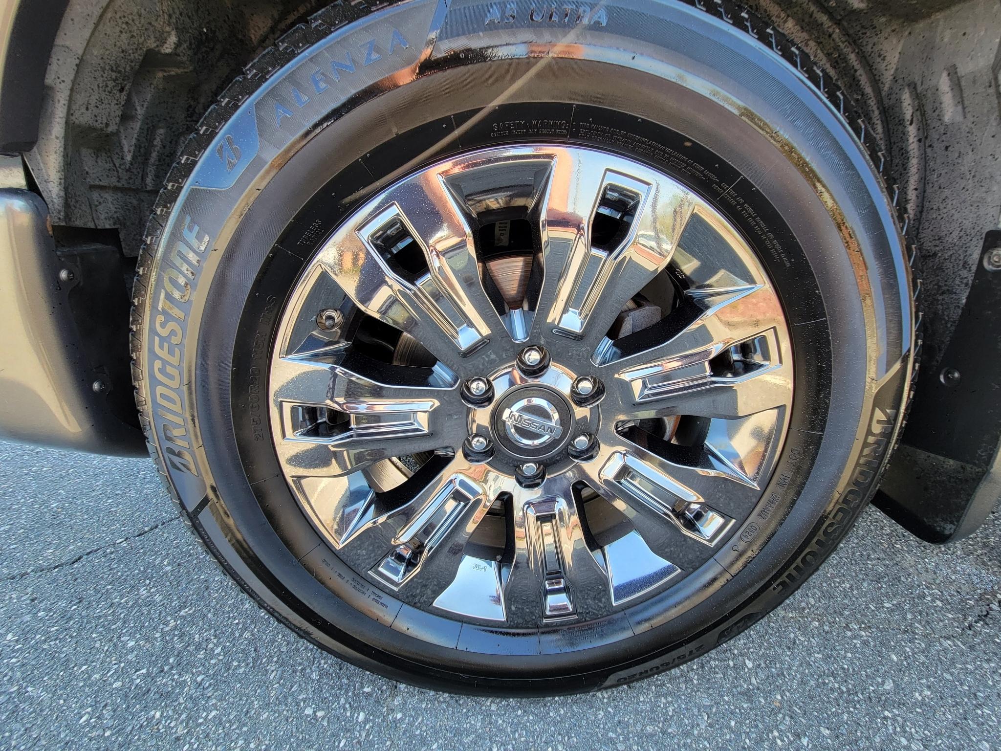 Nissan Titan 4x2 Crew Cab Platinum Reserve 2017