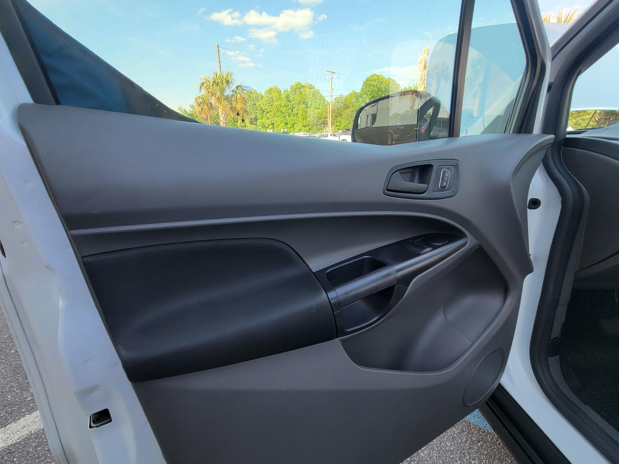 Ford Transit Connect Van XL LWB w/Rear Symmetrical Doors 2021