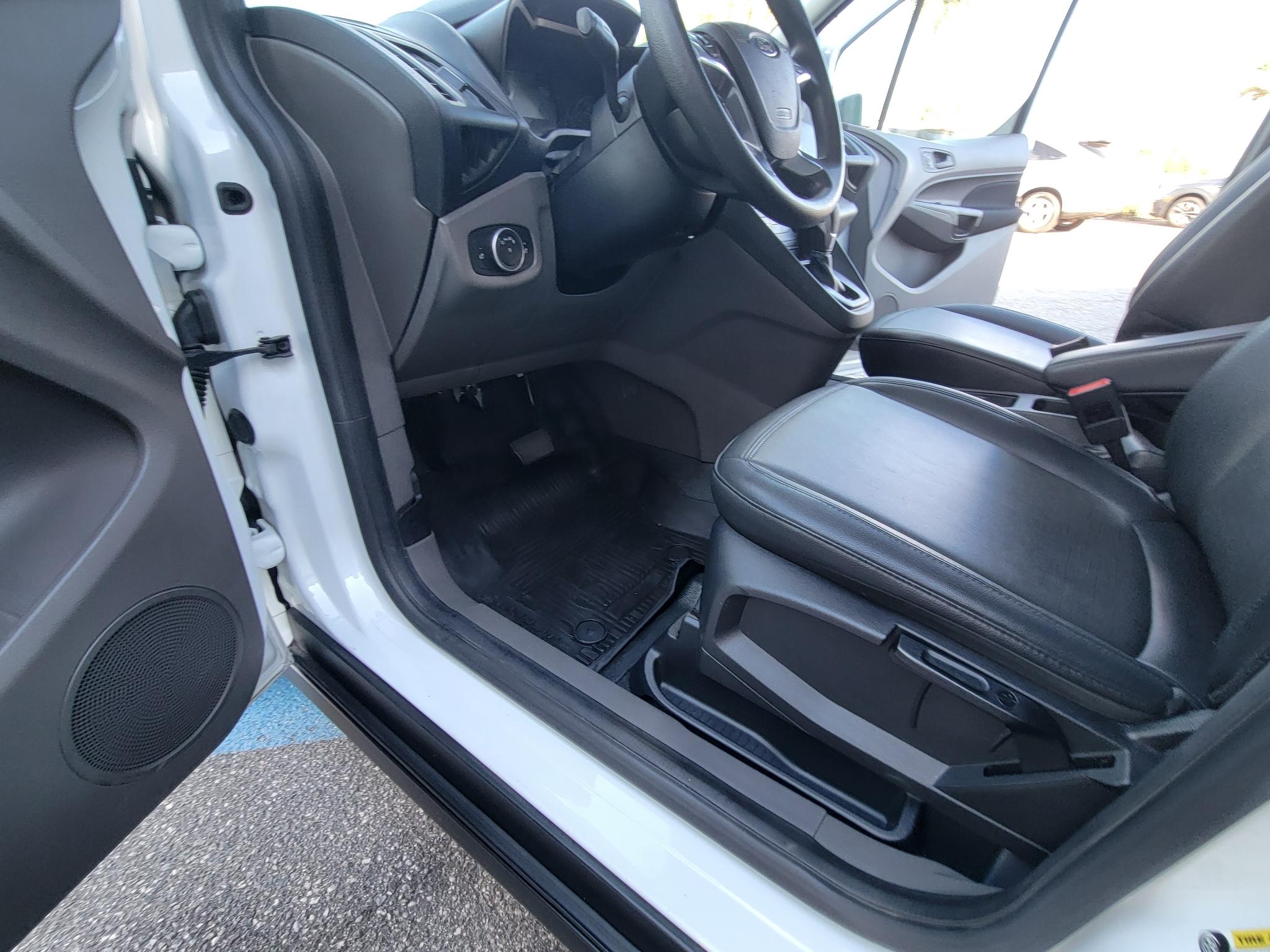 Ford Transit Connect Van XL LWB w/Rear Symmetrical Doors 2021