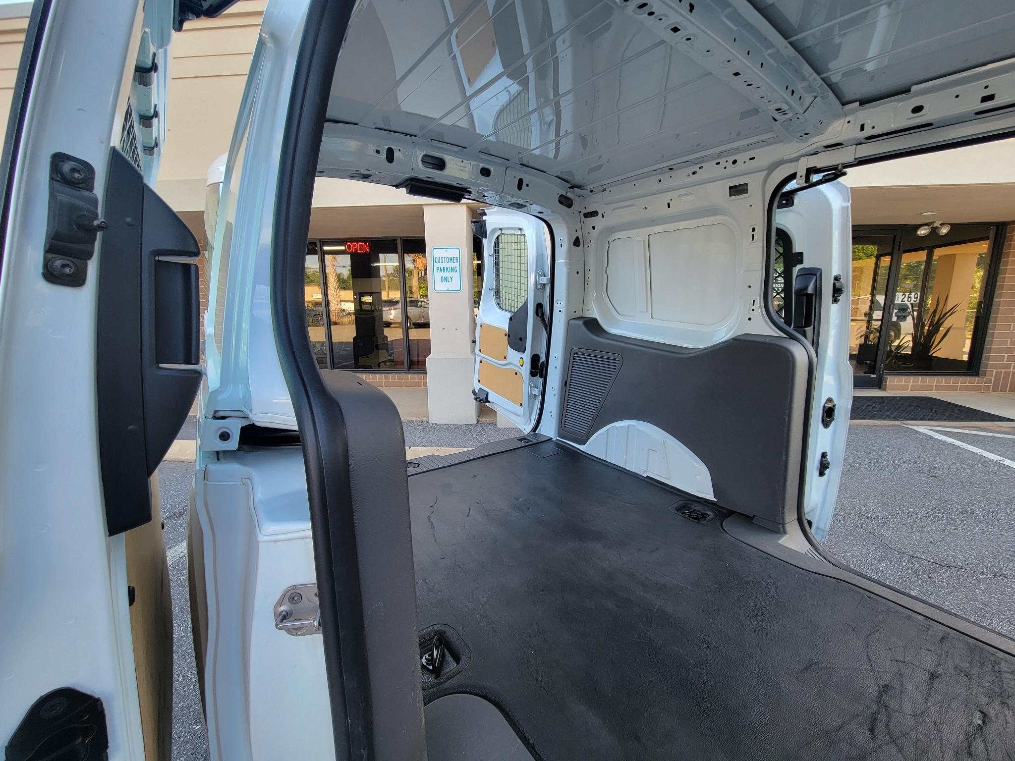 Ford Transit Connect Van XL LWB w/Rear Symmetrical Doors 2021