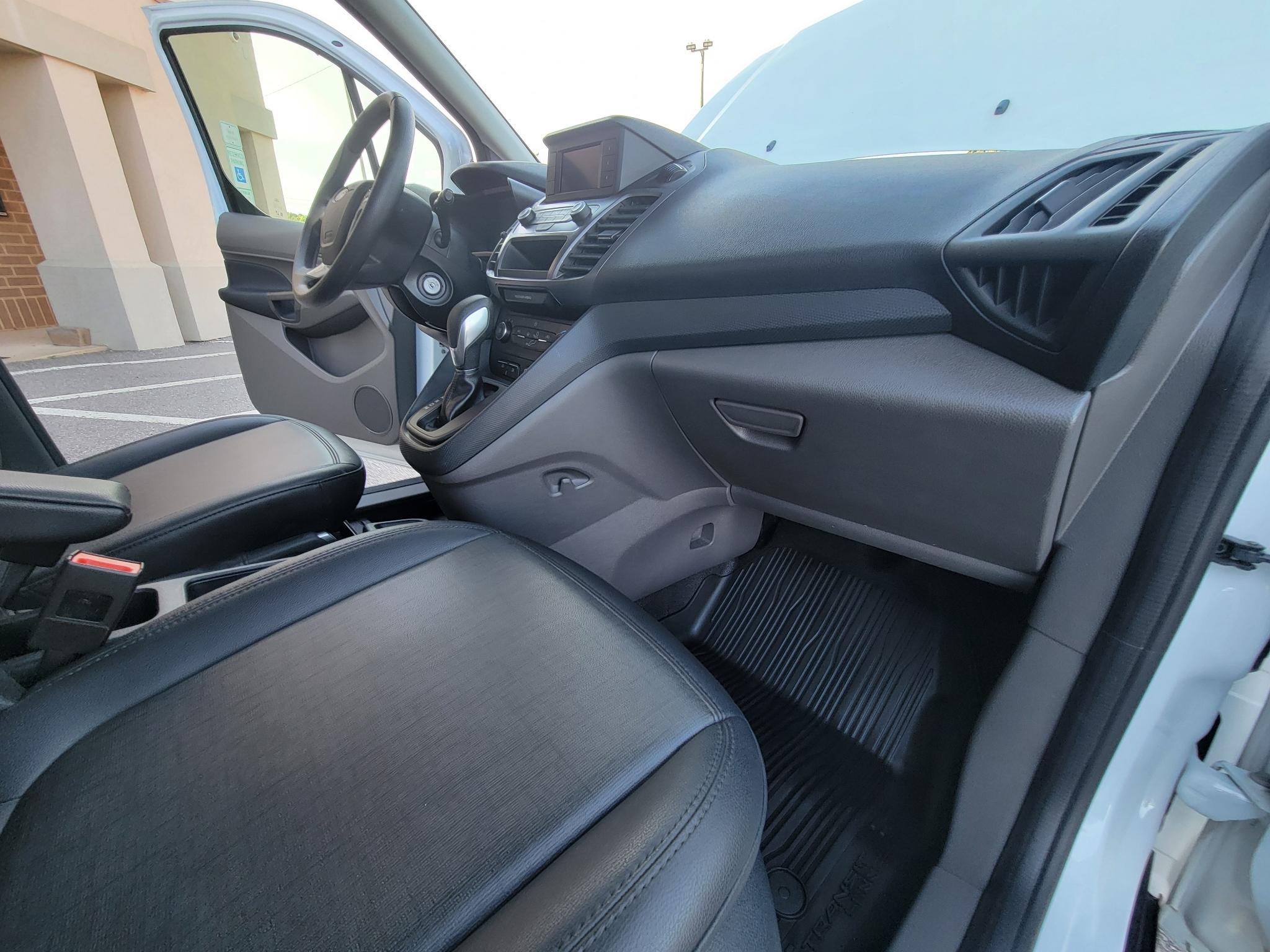 Ford Transit Connect Van XL LWB w/Rear Symmetrical Doors 2021