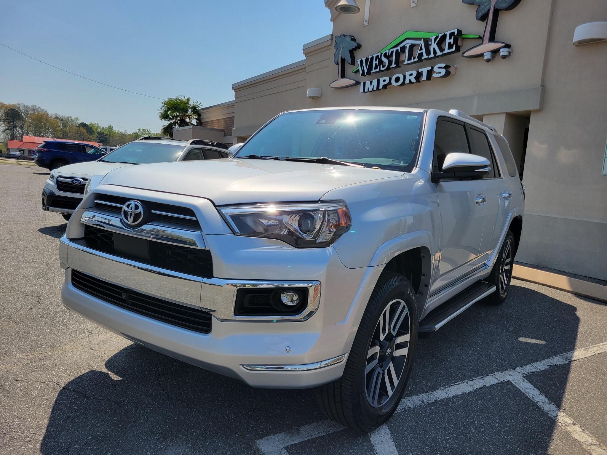 Toyota 4Runner Limited 4WD (Natl) 2022