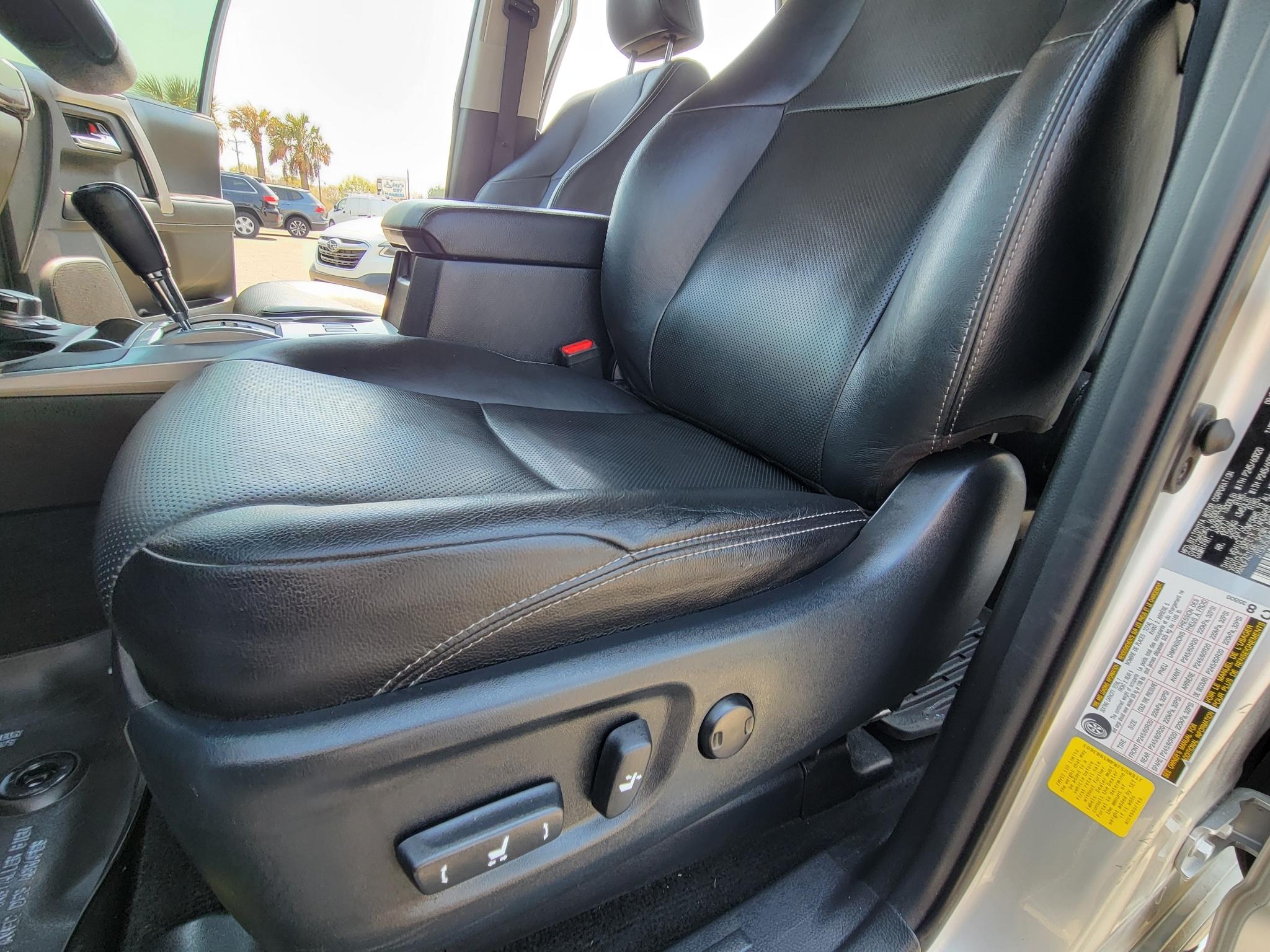 Toyota 4Runner Limited 4WD (Natl) 2022