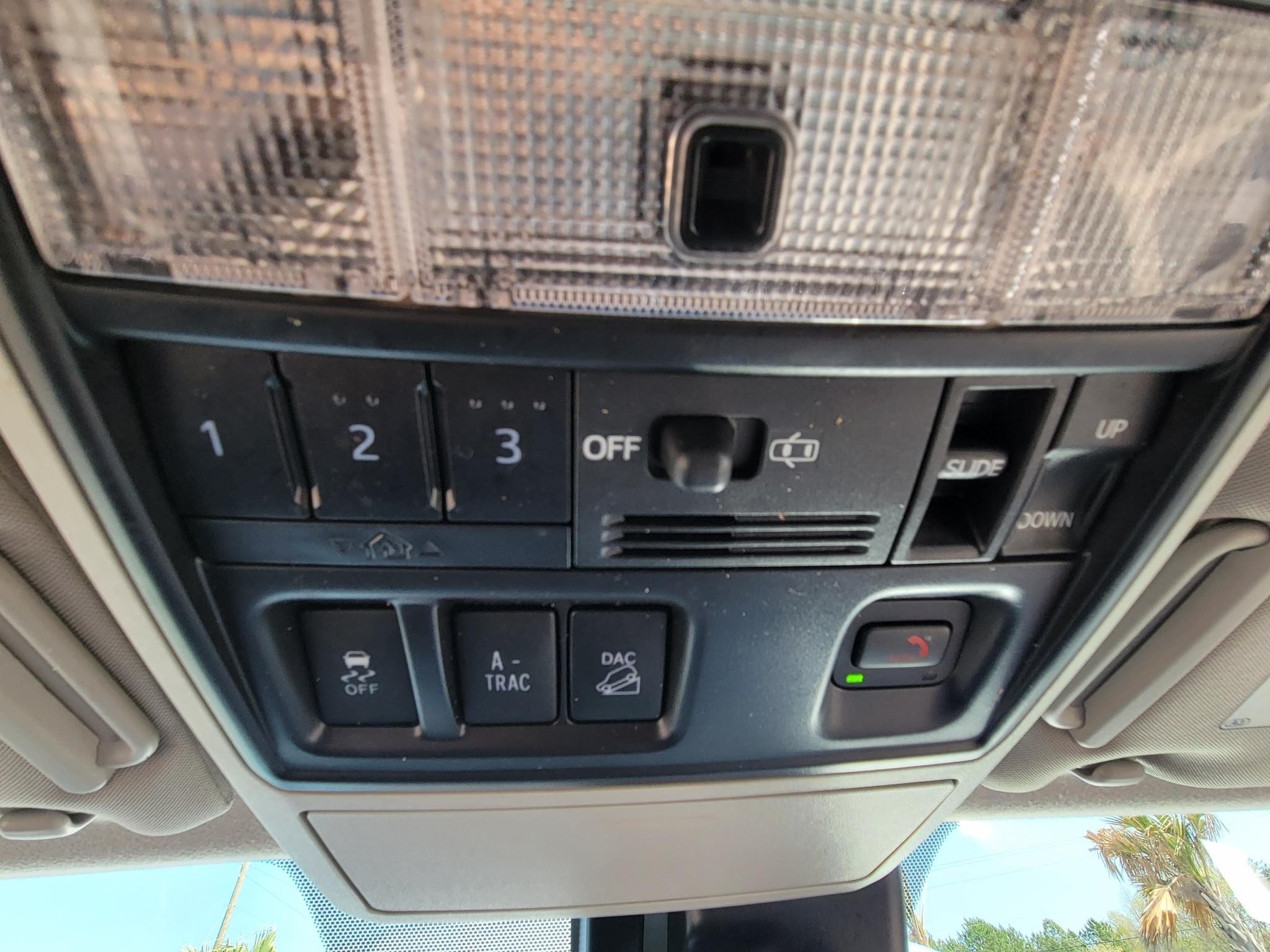 Toyota 4Runner Limited 4WD (Natl) 2022