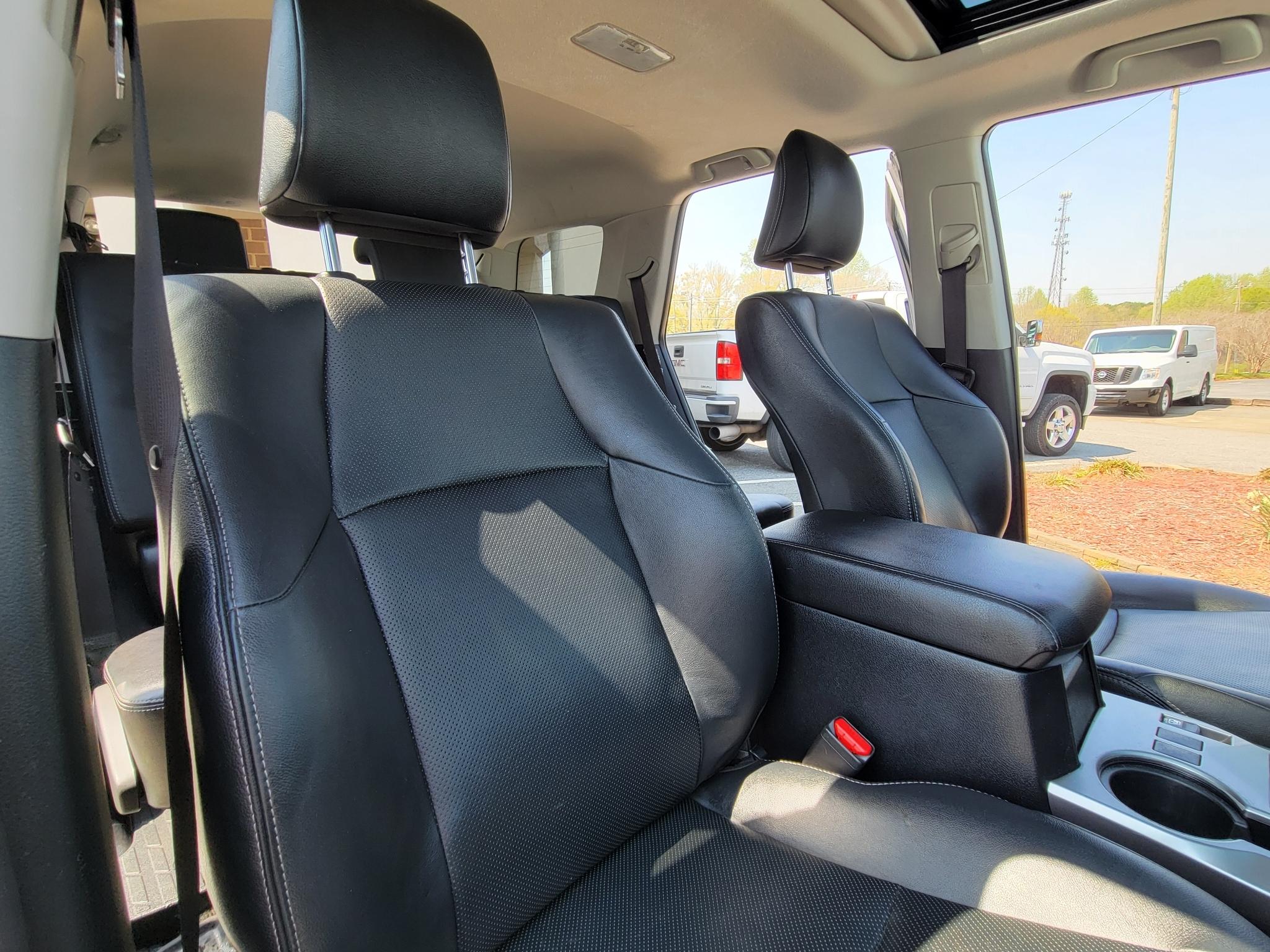 Toyota 4Runner Limited 4WD (Natl) 2022