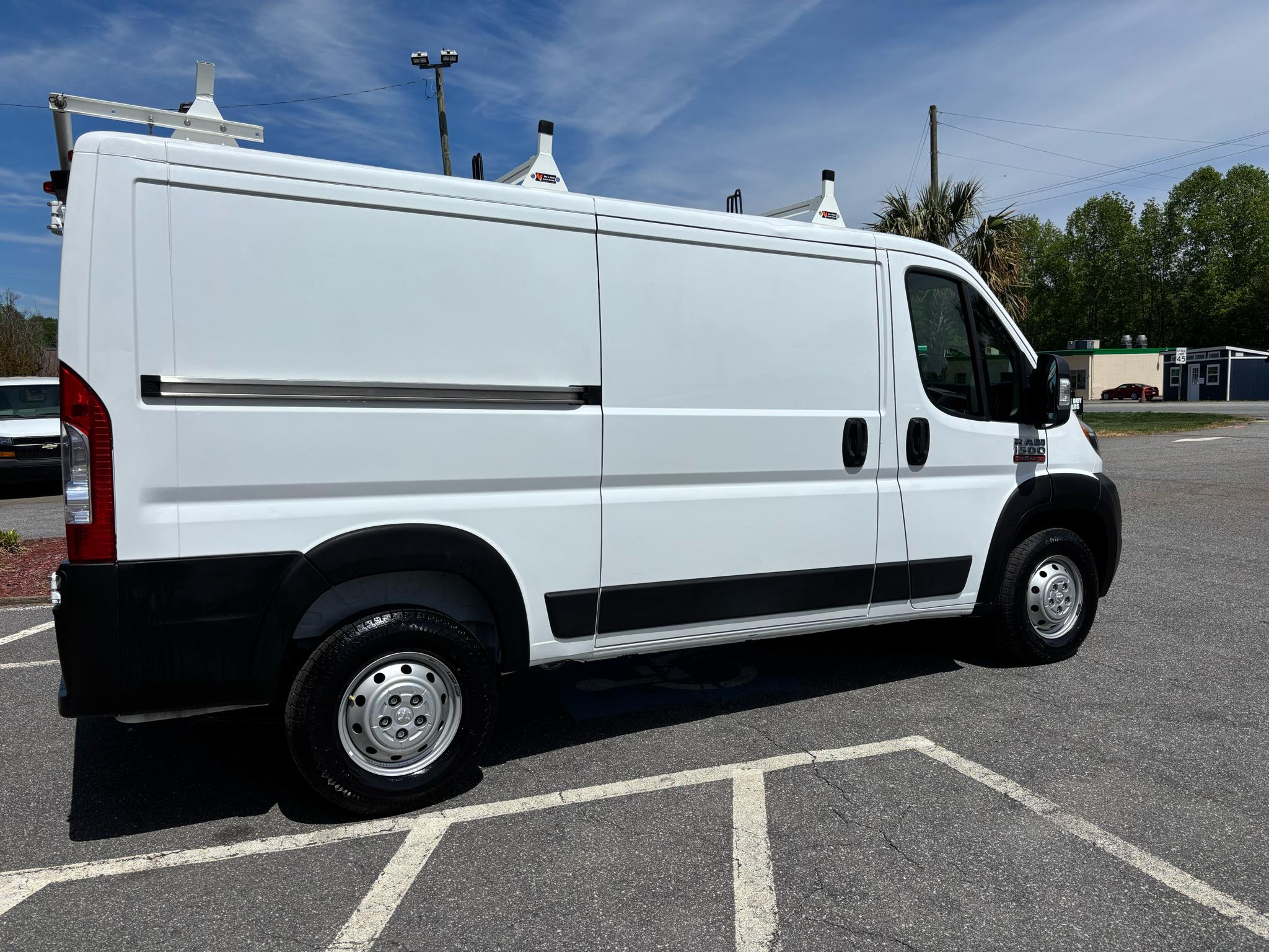 RAM ProMaster Cargo Van 1500 Low Roof 136" WB 2021