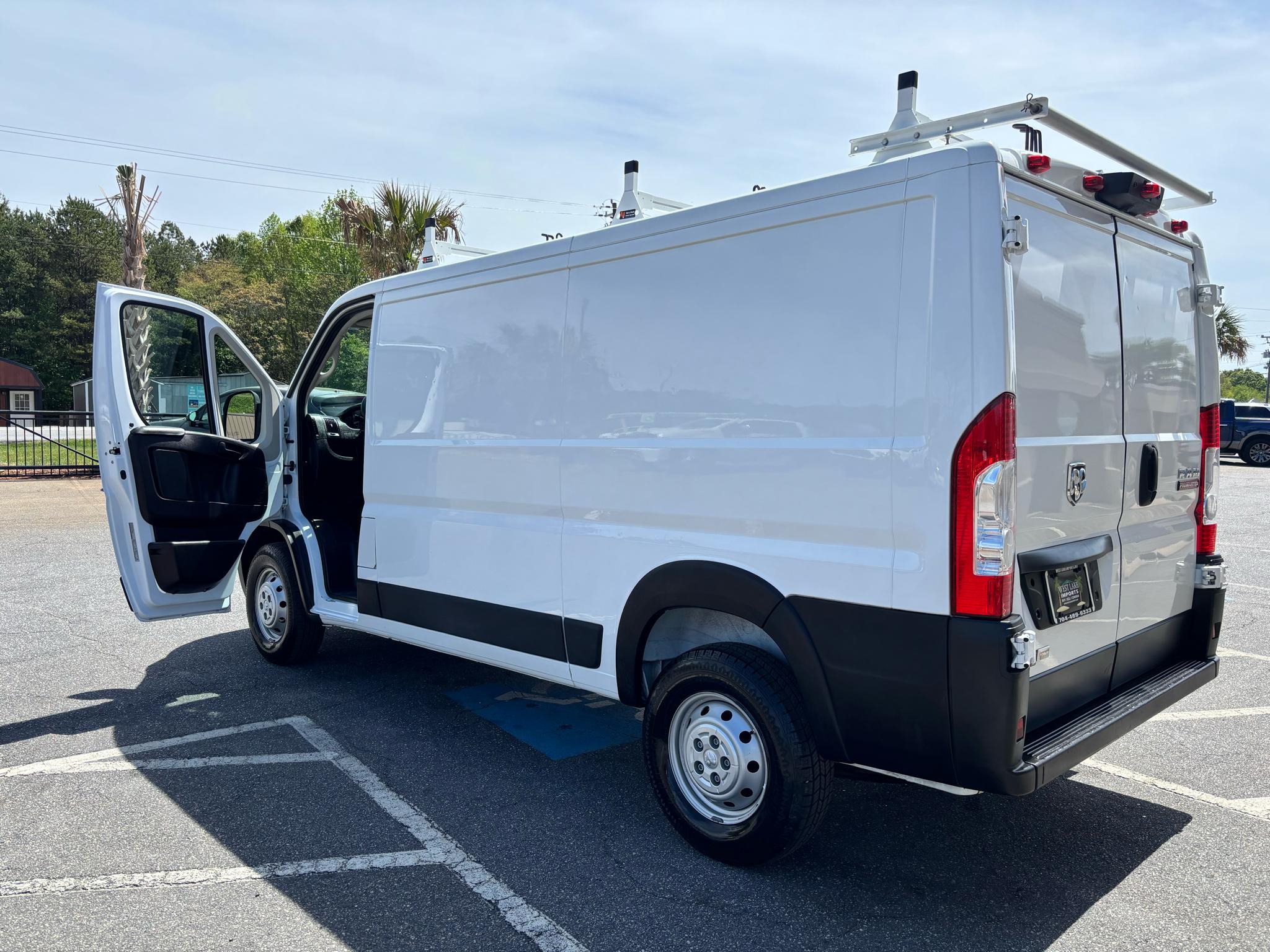 RAM ProMaster Cargo Van 1500 Low Roof 136" WB 2021