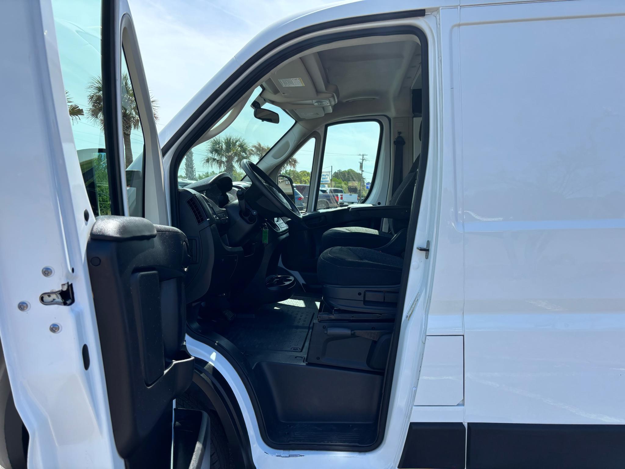 RAM ProMaster Cargo Van 1500 Low Roof 136" WB 2021