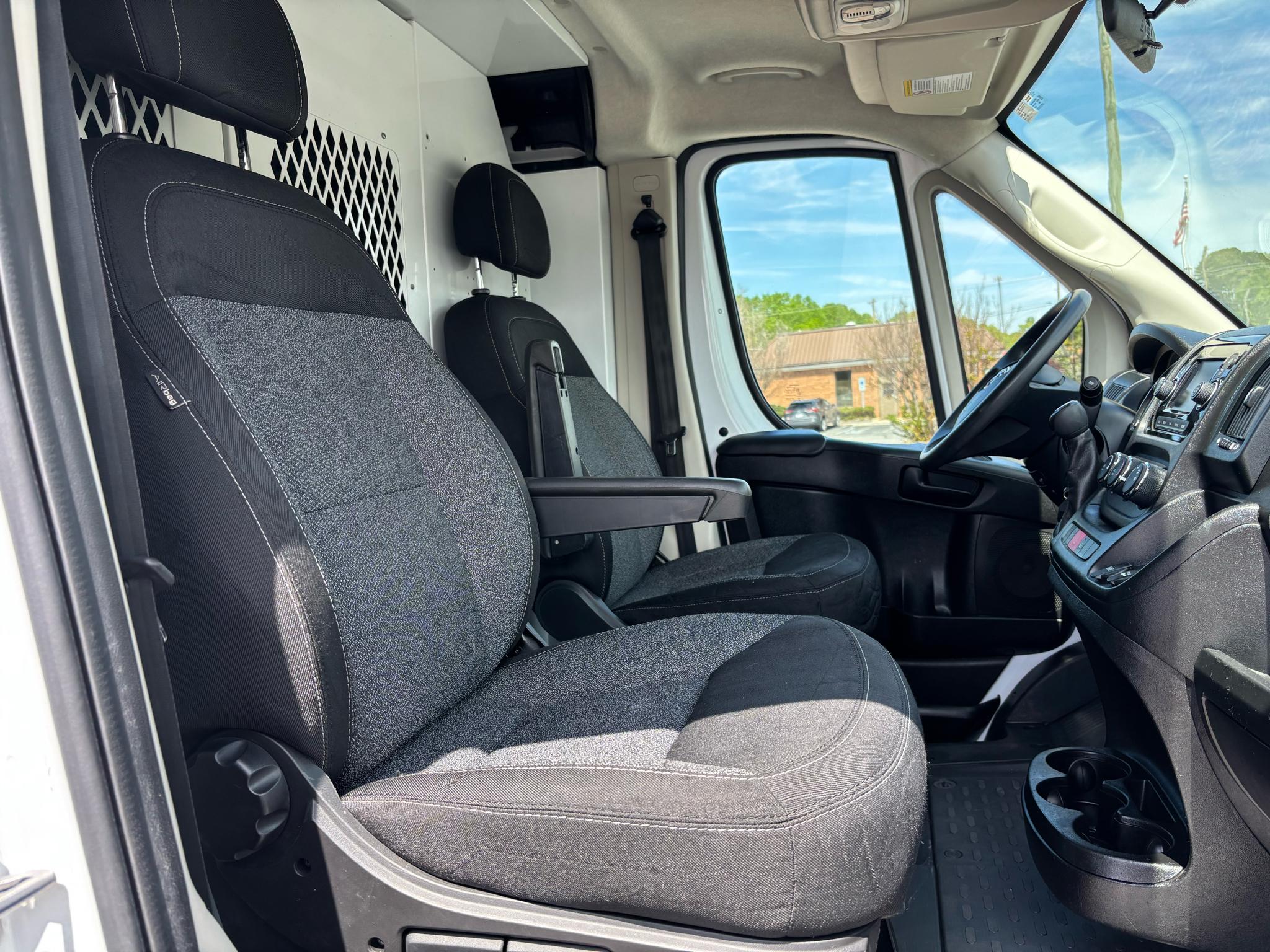 RAM ProMaster Cargo Van 1500 Low Roof 136" WB 2021