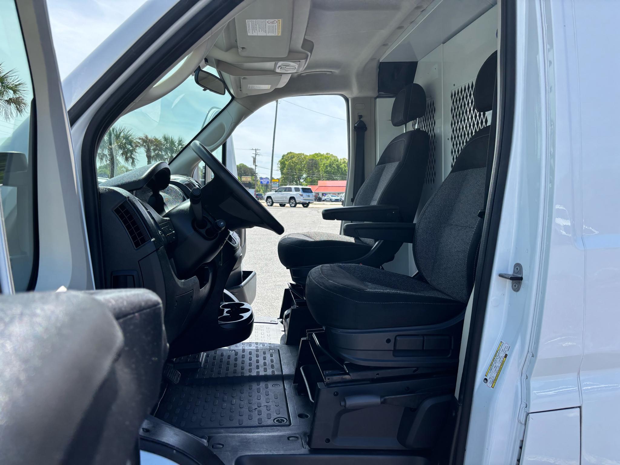 RAM ProMaster Cargo Van 1500 Low Roof 136" WB 2021