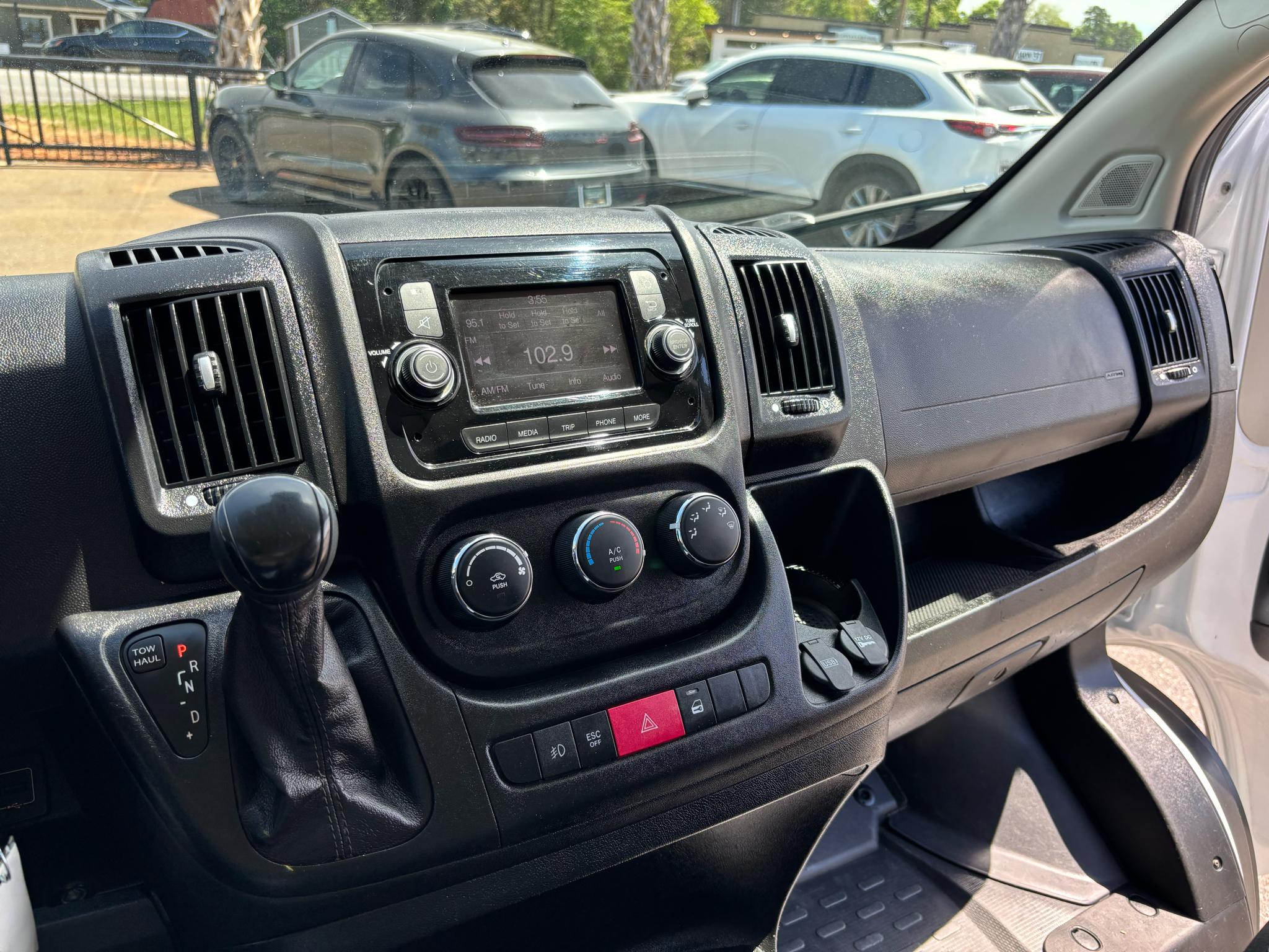 RAM ProMaster Cargo Van 1500 Low Roof 136" WB 2021