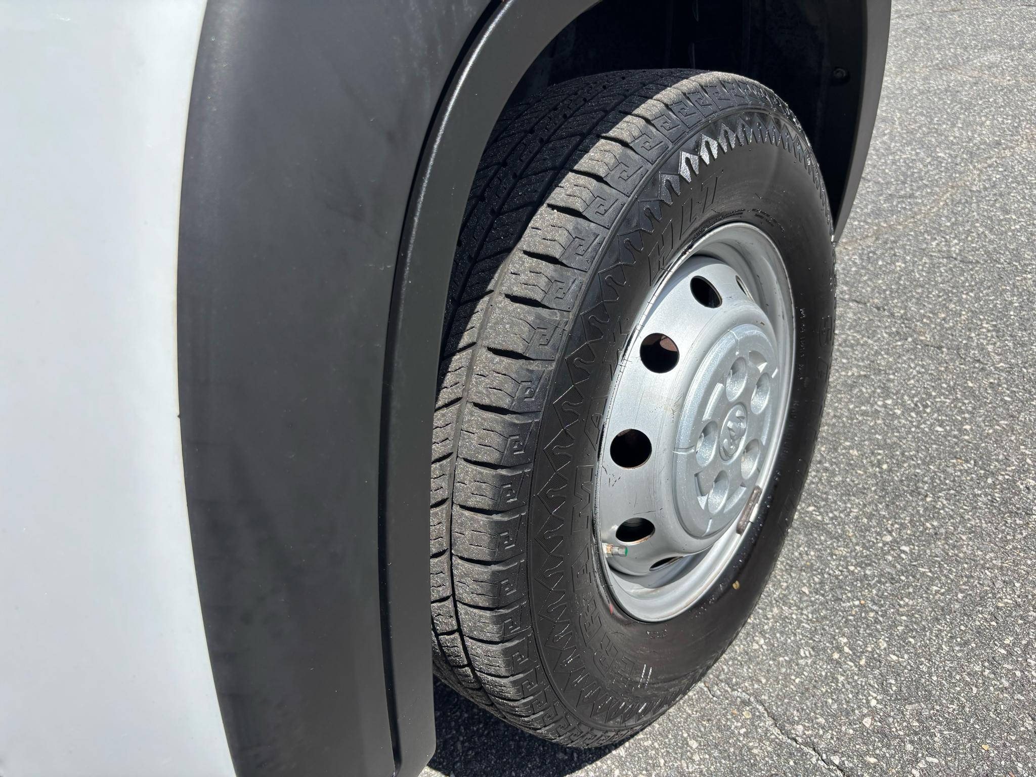 RAM ProMaster Cargo Van 1500 Low Roof 136" WB 2021