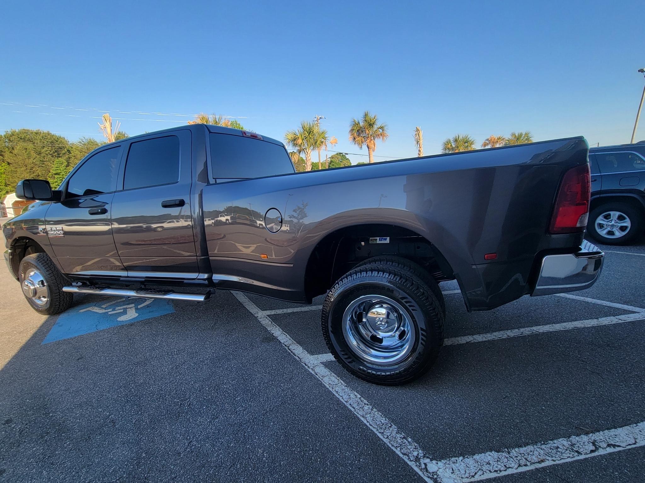 RAM 3500 4WD Crew Cab 169" Tradesman 2015