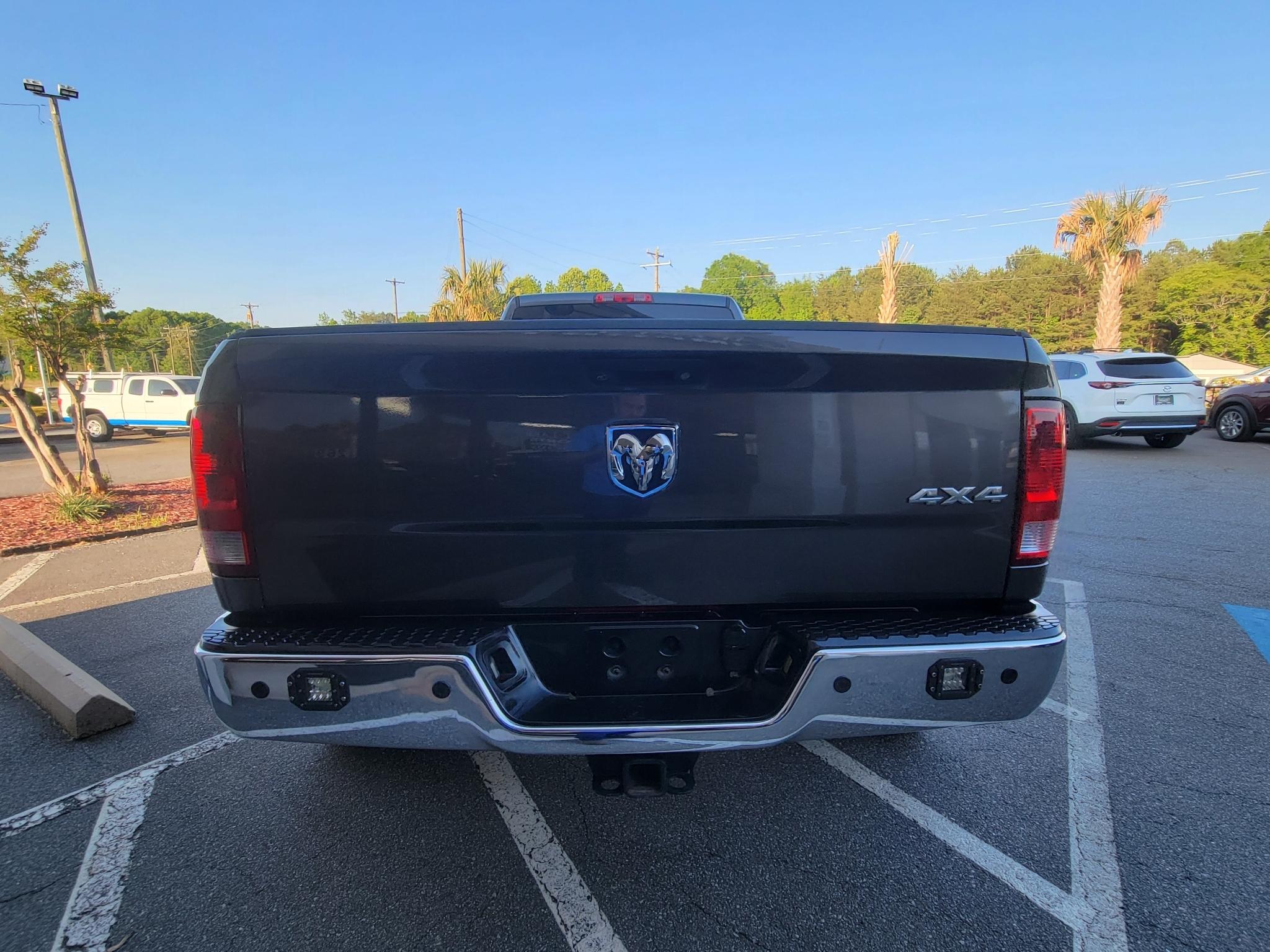 RAM 3500 4WD Crew Cab 169" Tradesman 2015