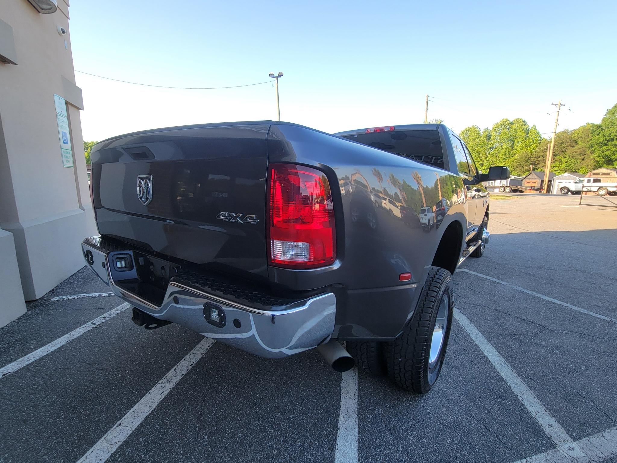 RAM 3500 4WD Crew Cab 169" Tradesman 2015