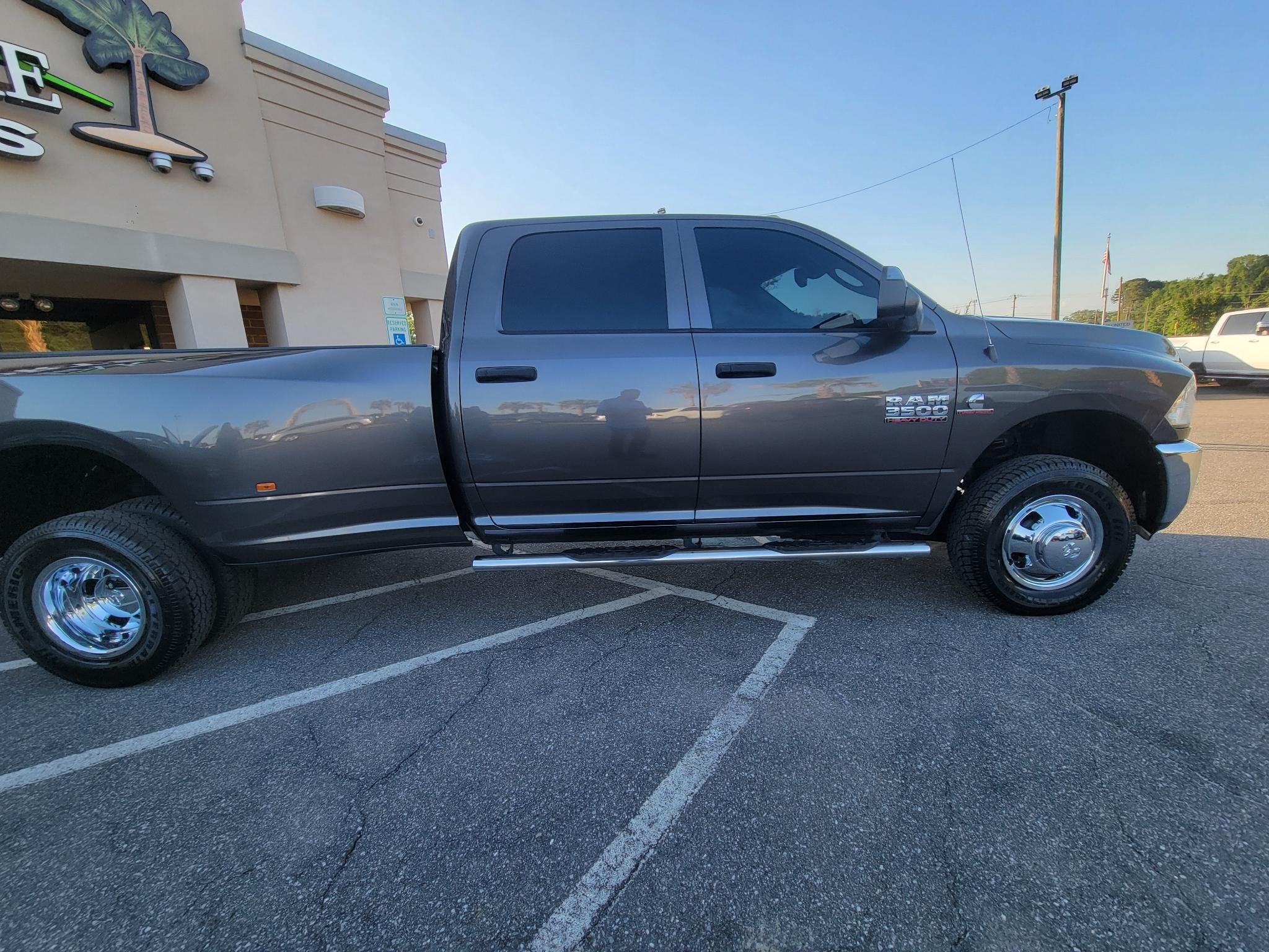 RAM 3500 4WD Crew Cab 169" Tradesman 2015