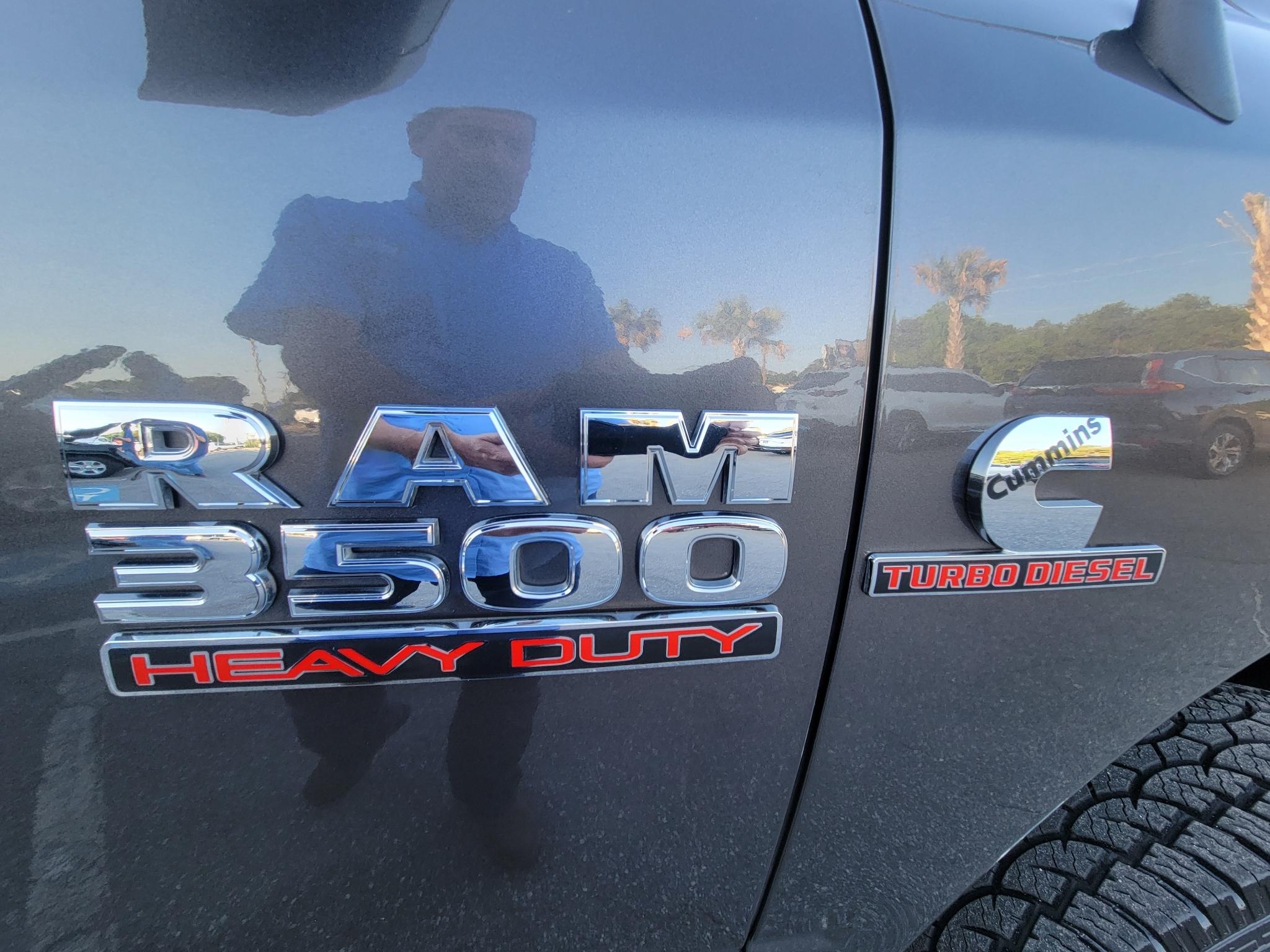 RAM 3500 4WD Crew Cab 169" Tradesman 2015