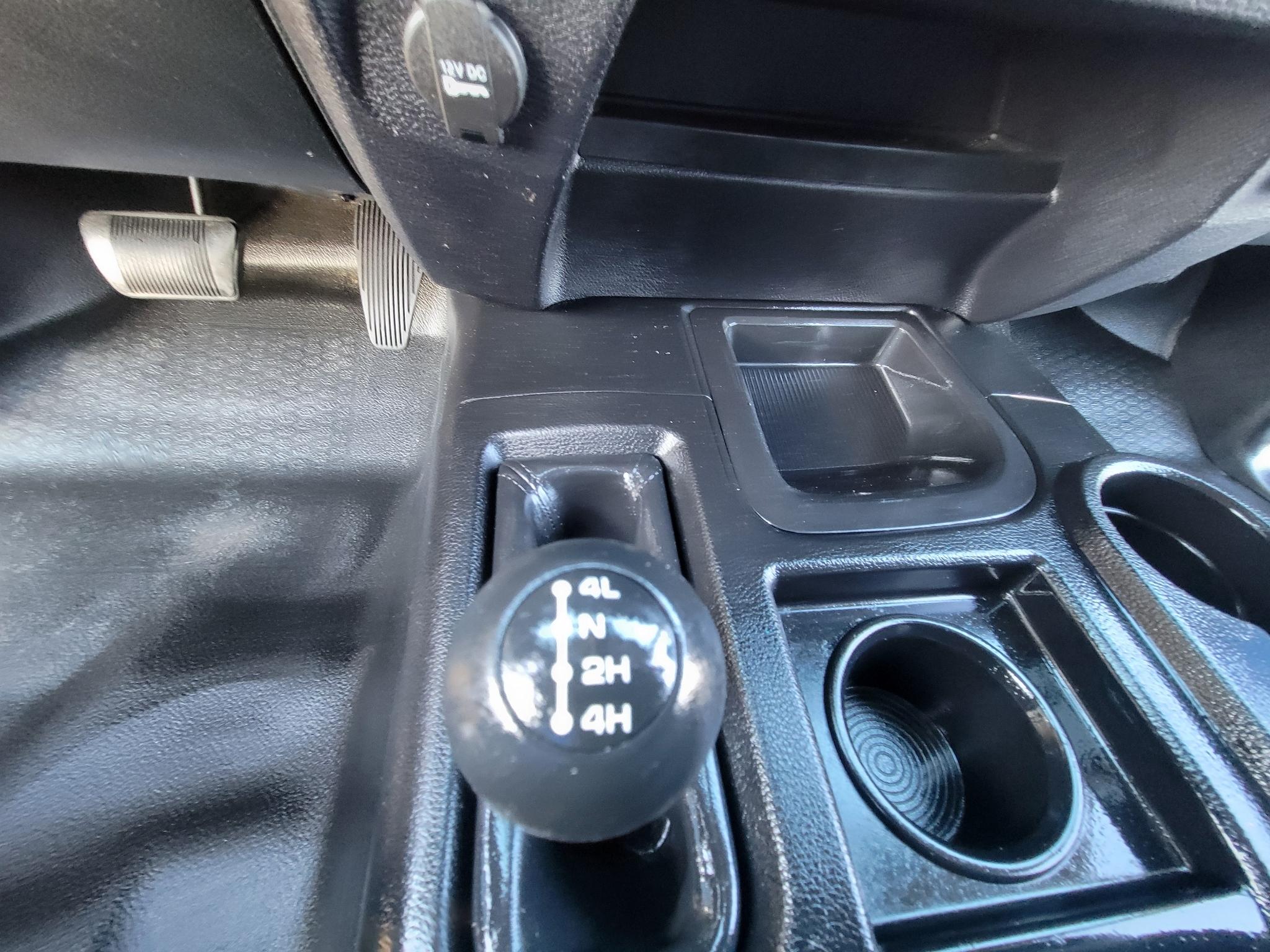 RAM 3500 4WD Crew Cab 169" Tradesman 2015