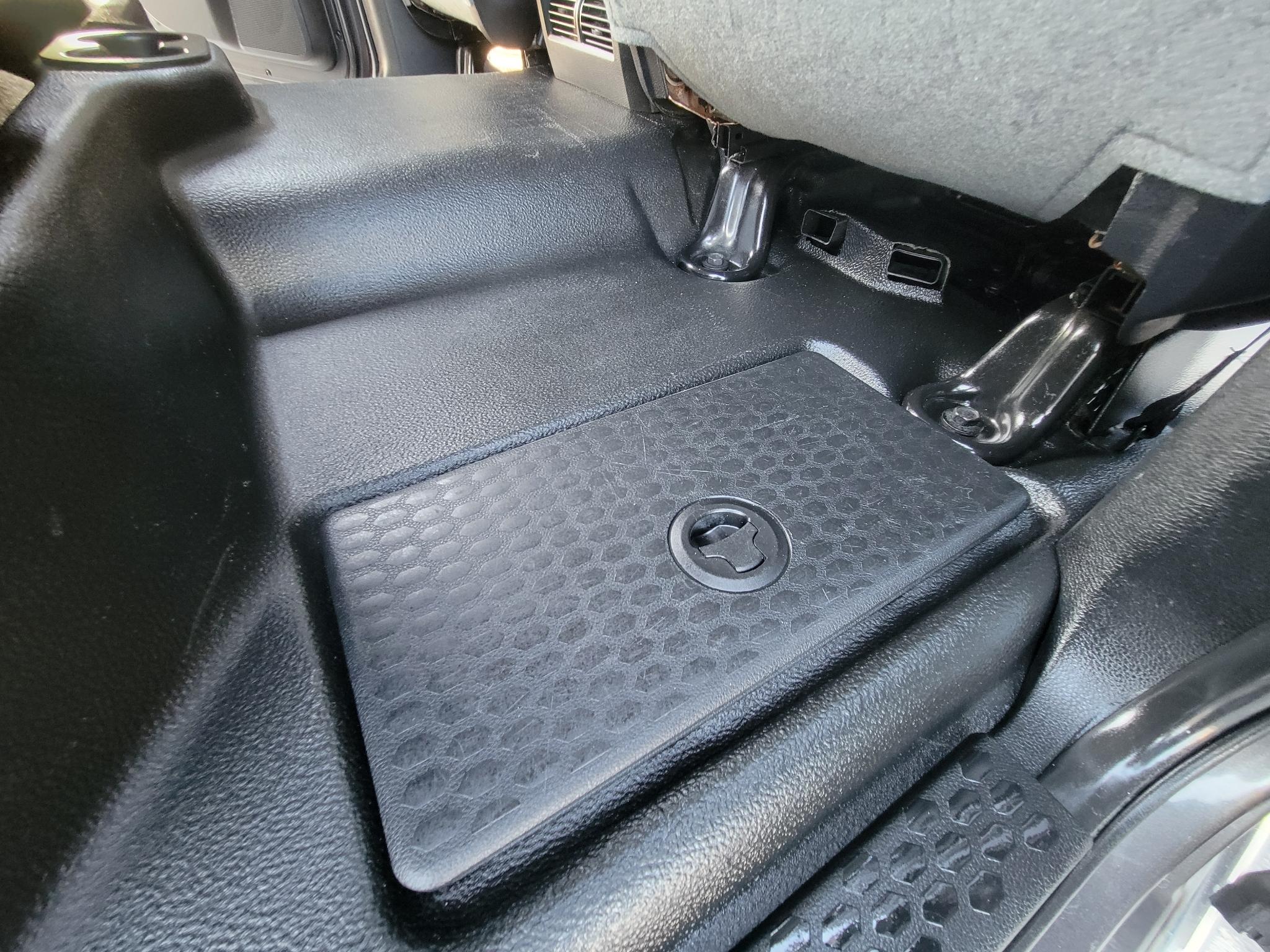 RAM 3500 4WD Crew Cab 169" Tradesman 2015