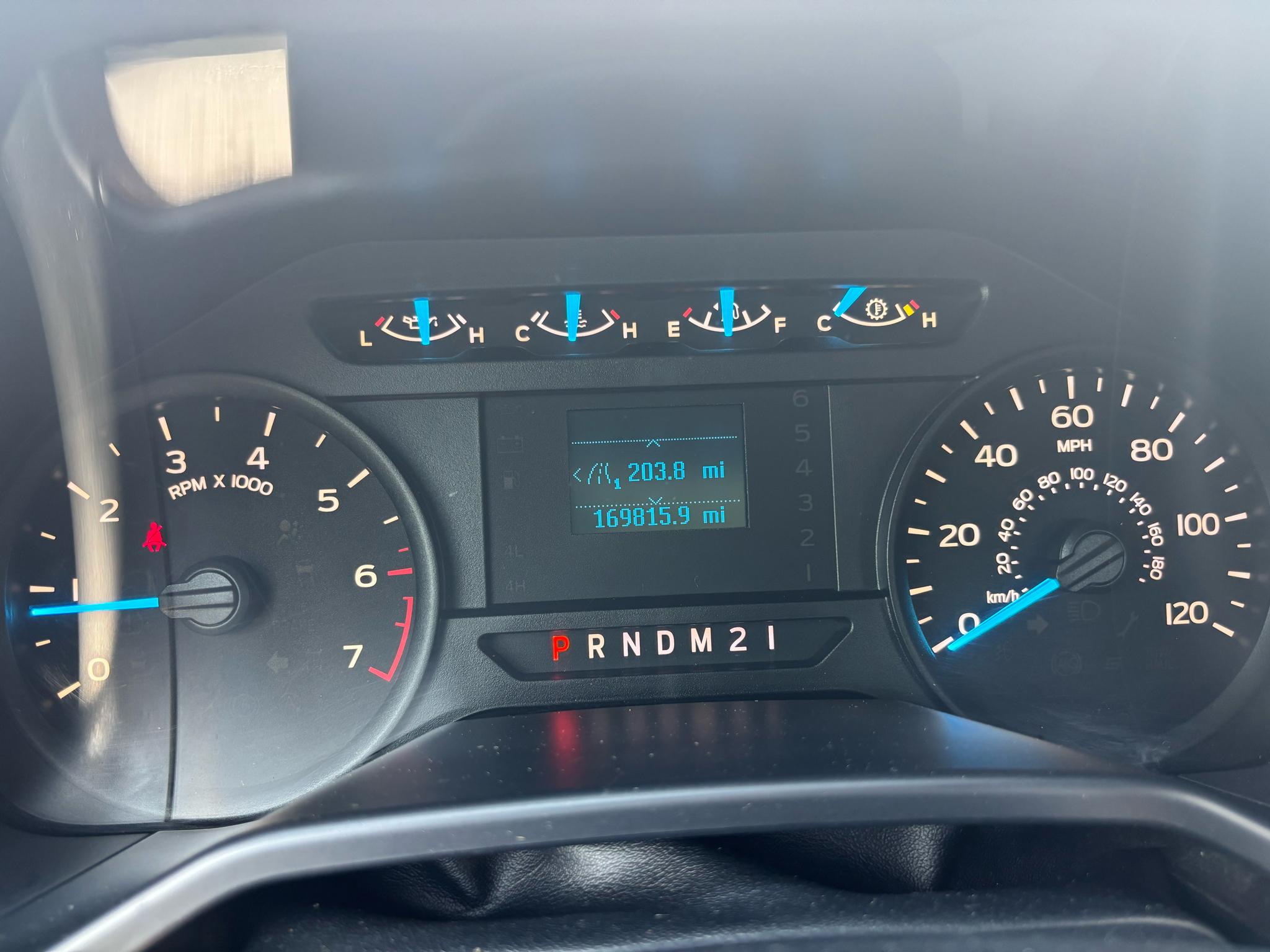 Ford F-150 2WD Reg Cab 141" XLT 2016