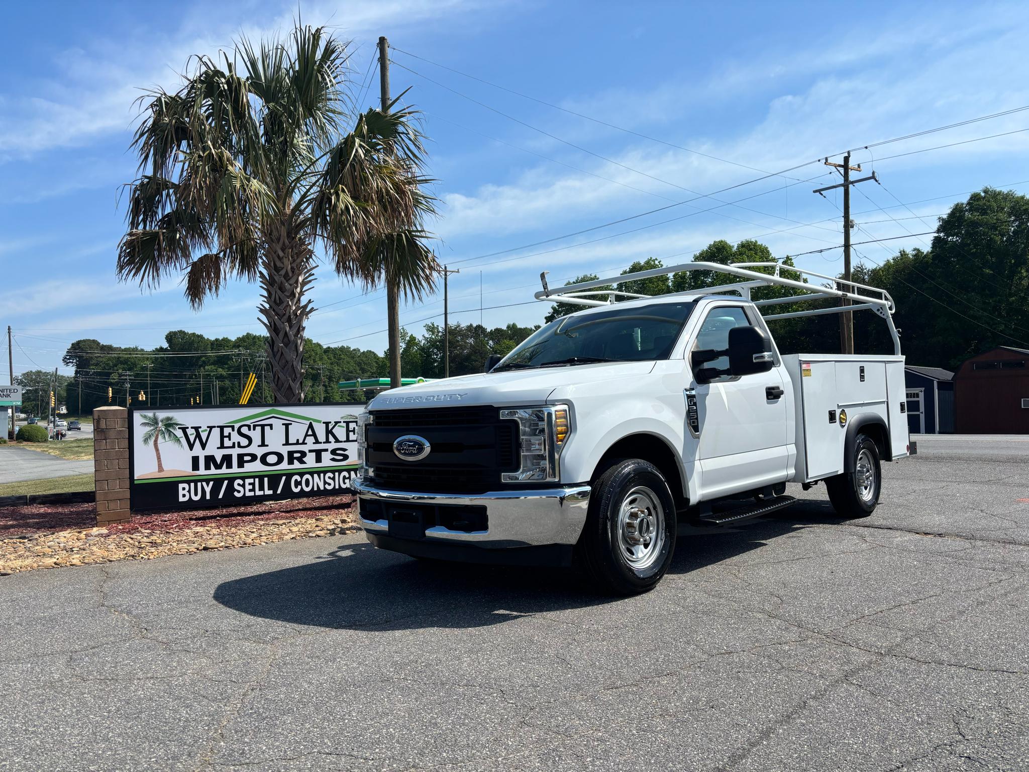 2019 Ford Super Duty F-250 SRW XLT 2WD Reg Cab 8' Box