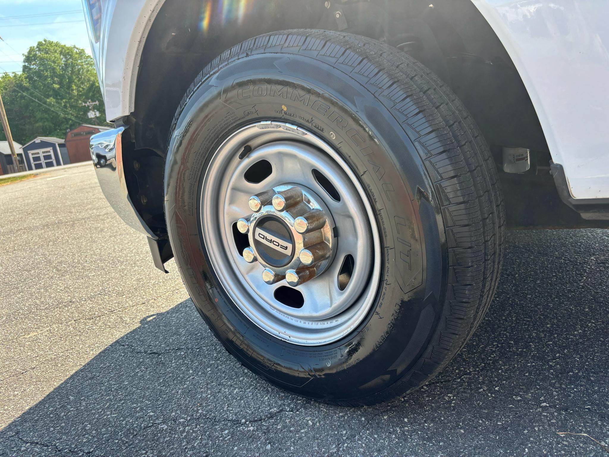 Ford Super Duty F-250 SRW XLT 2WD Reg Cab 8' Box 2019