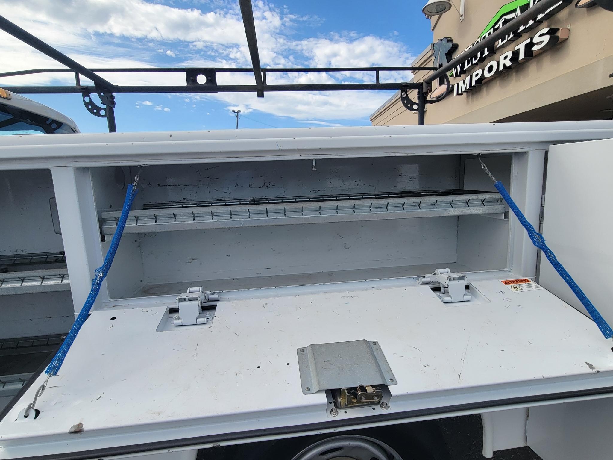 Ford Super Duty F-250 SRW 2WD Reg Cab 137" XLT 2014