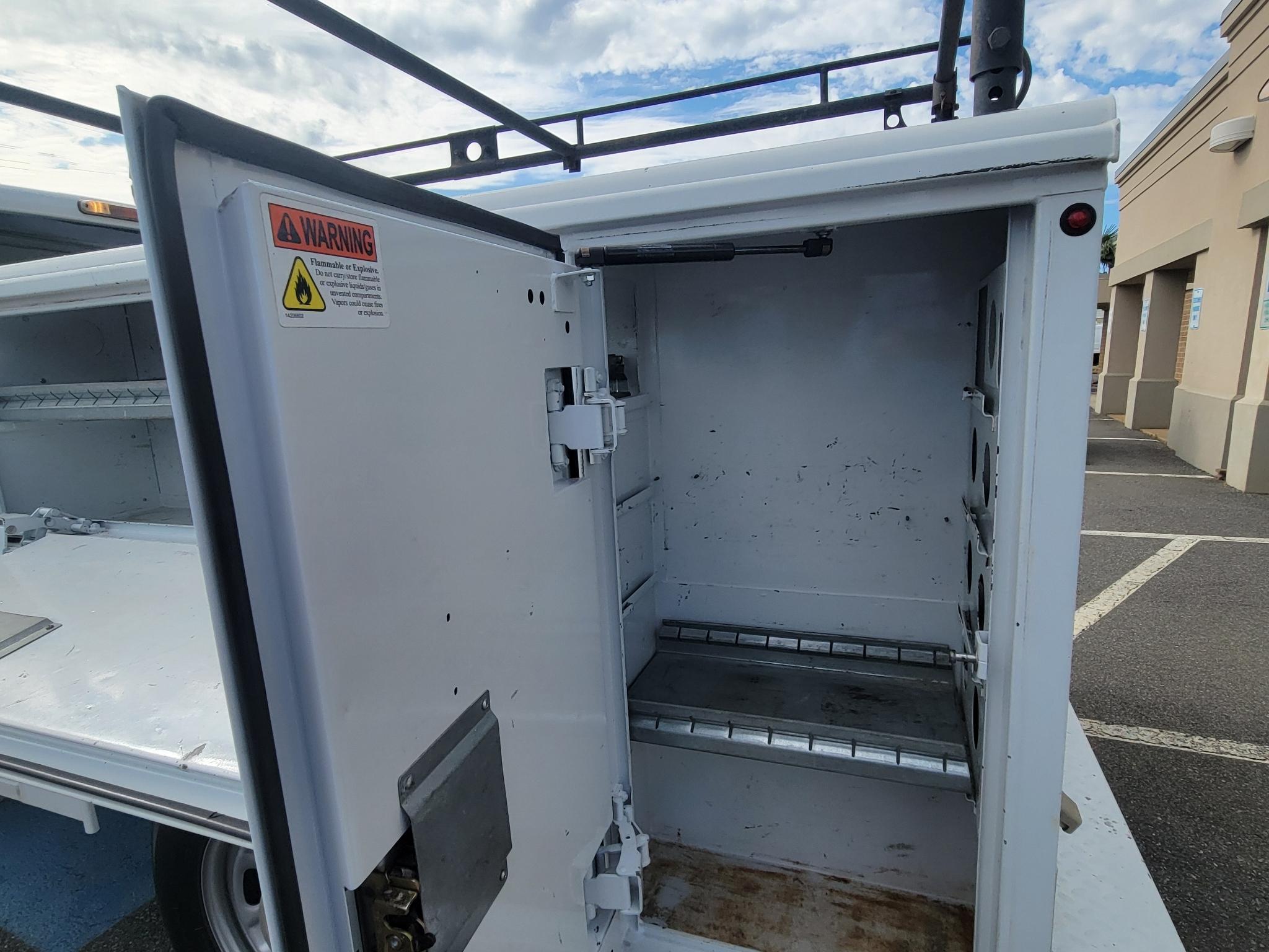 Ford Super Duty F-250 SRW 2WD Reg Cab 137" XLT 2014