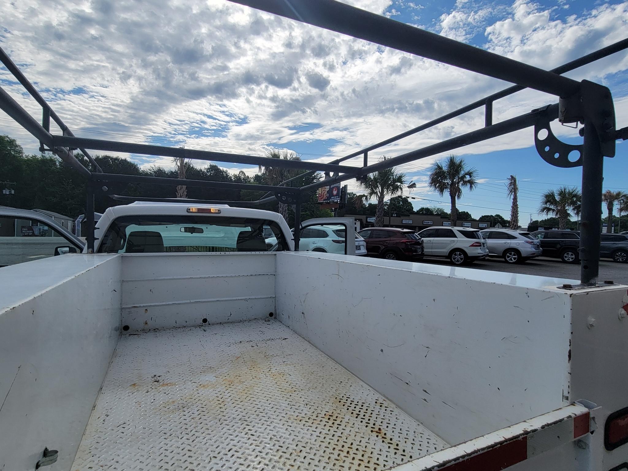 Ford Super Duty F-250 SRW 2WD Reg Cab 137" XLT 2014