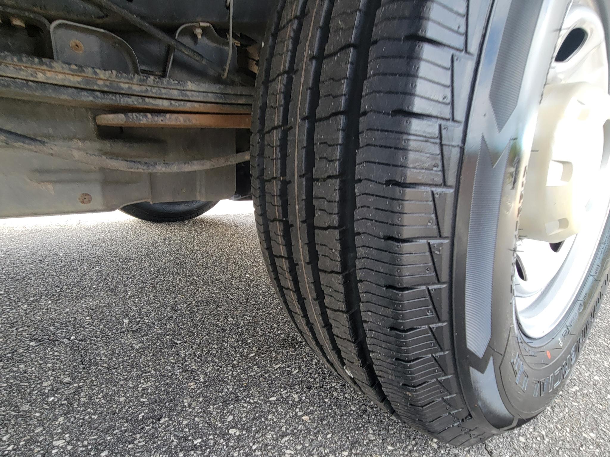 Ford Super Duty F-250 SRW 2WD Reg Cab 137" XLT 2014