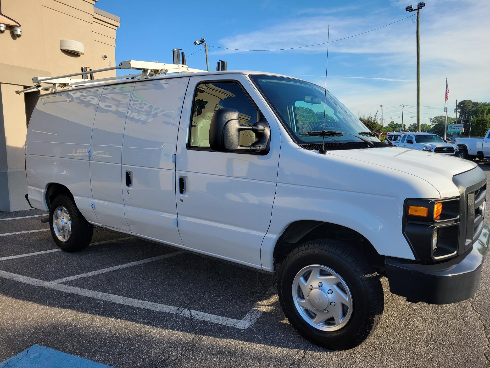 Ford Econoline Cargo Van E-150 Recreational 2014