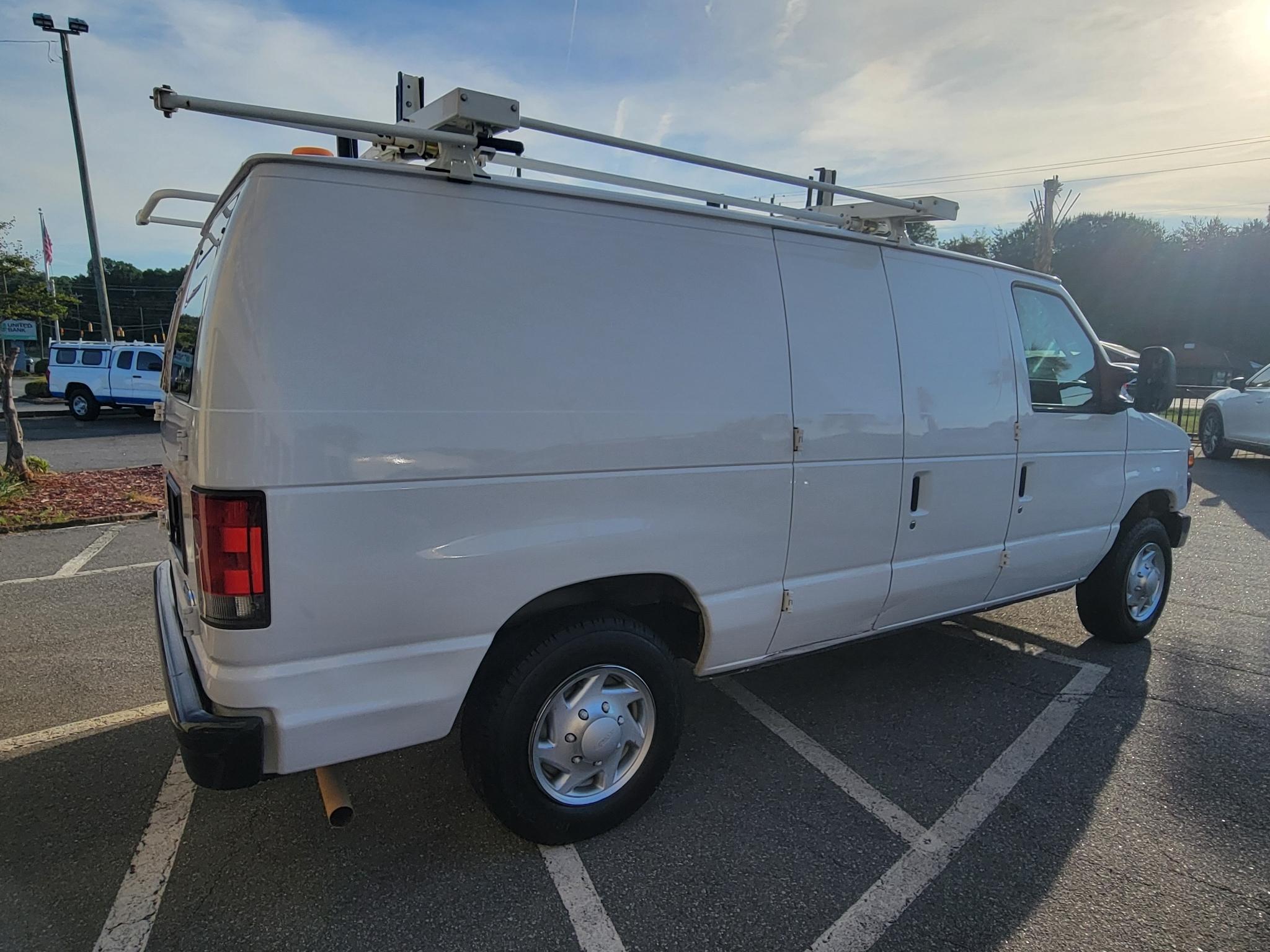 Ford Econoline Cargo Van E-150 Recreational 2014