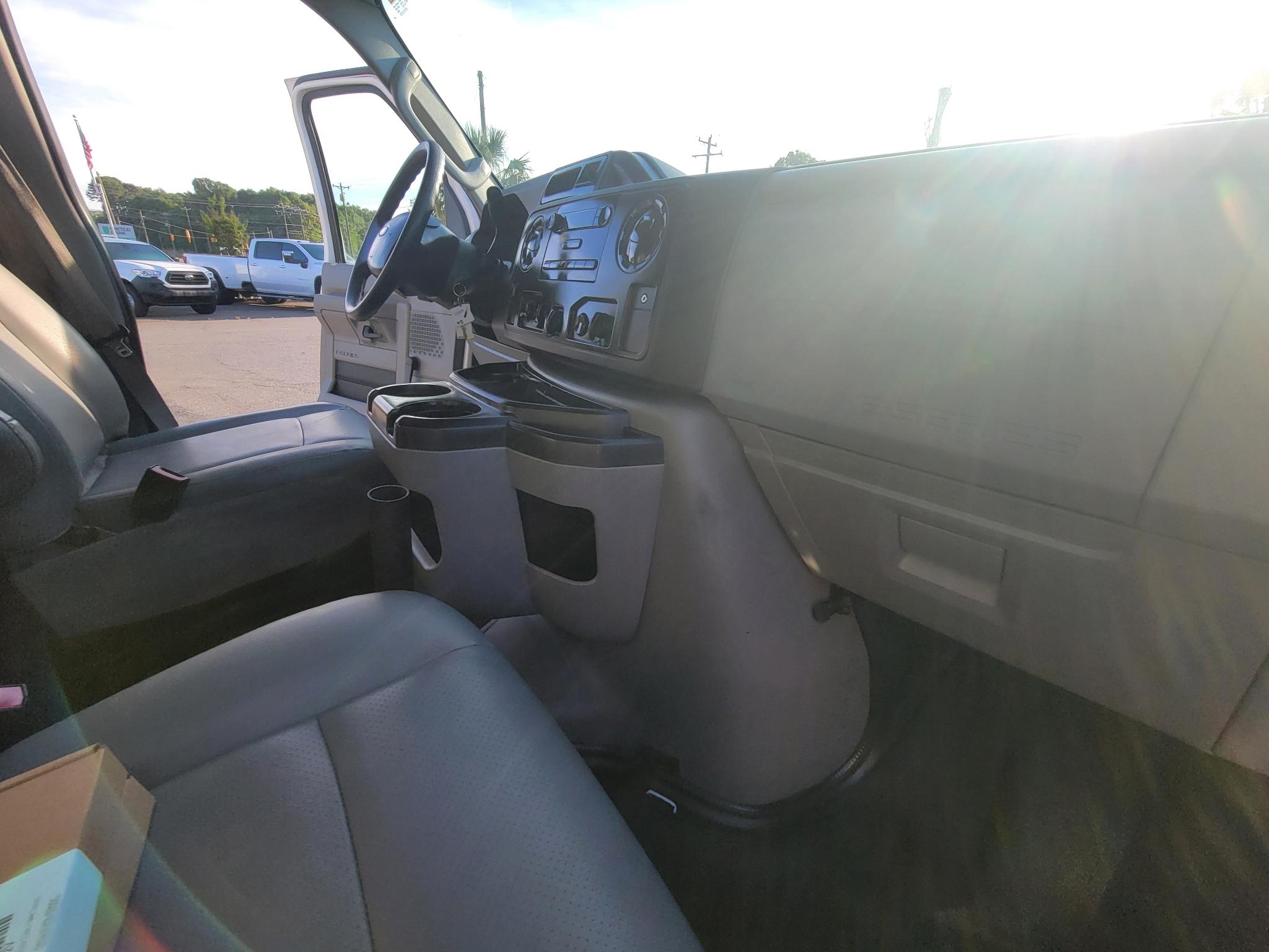 Ford Econoline Cargo Van E-150 Recreational 2014