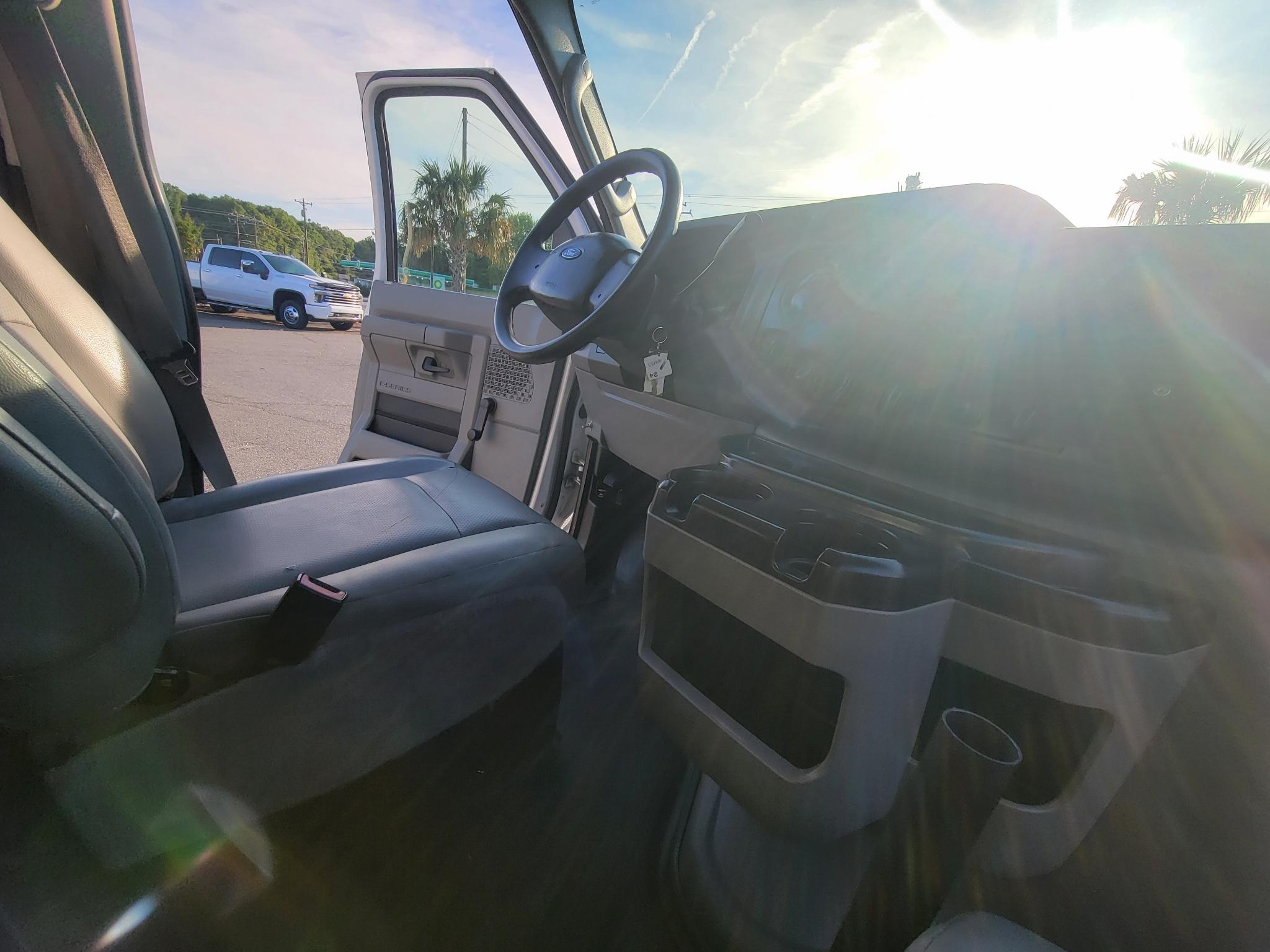 Ford Econoline Cargo Van E-150 Recreational 2014