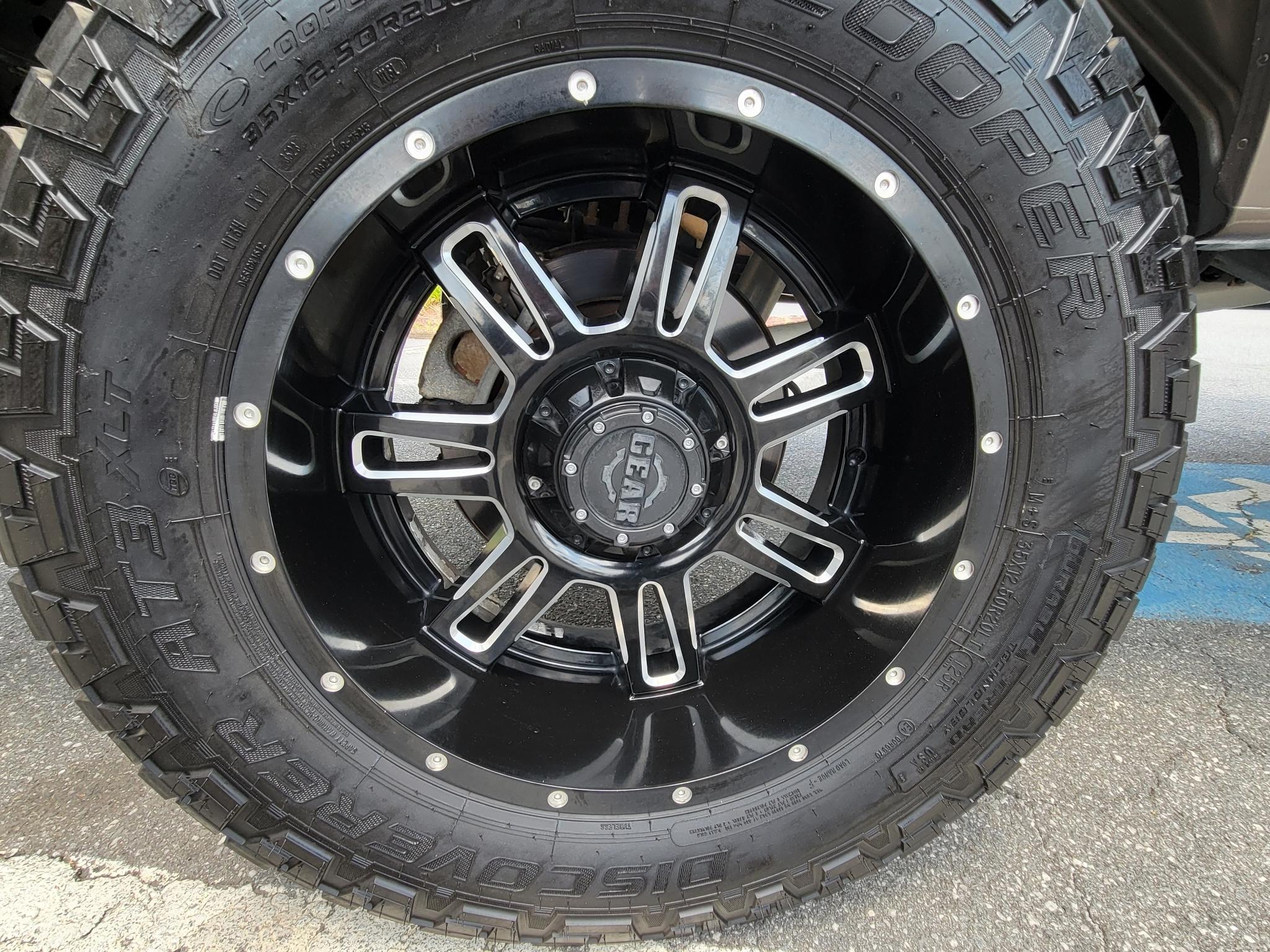 Ford F-150 4WD SuperCrew 145" XL 2016