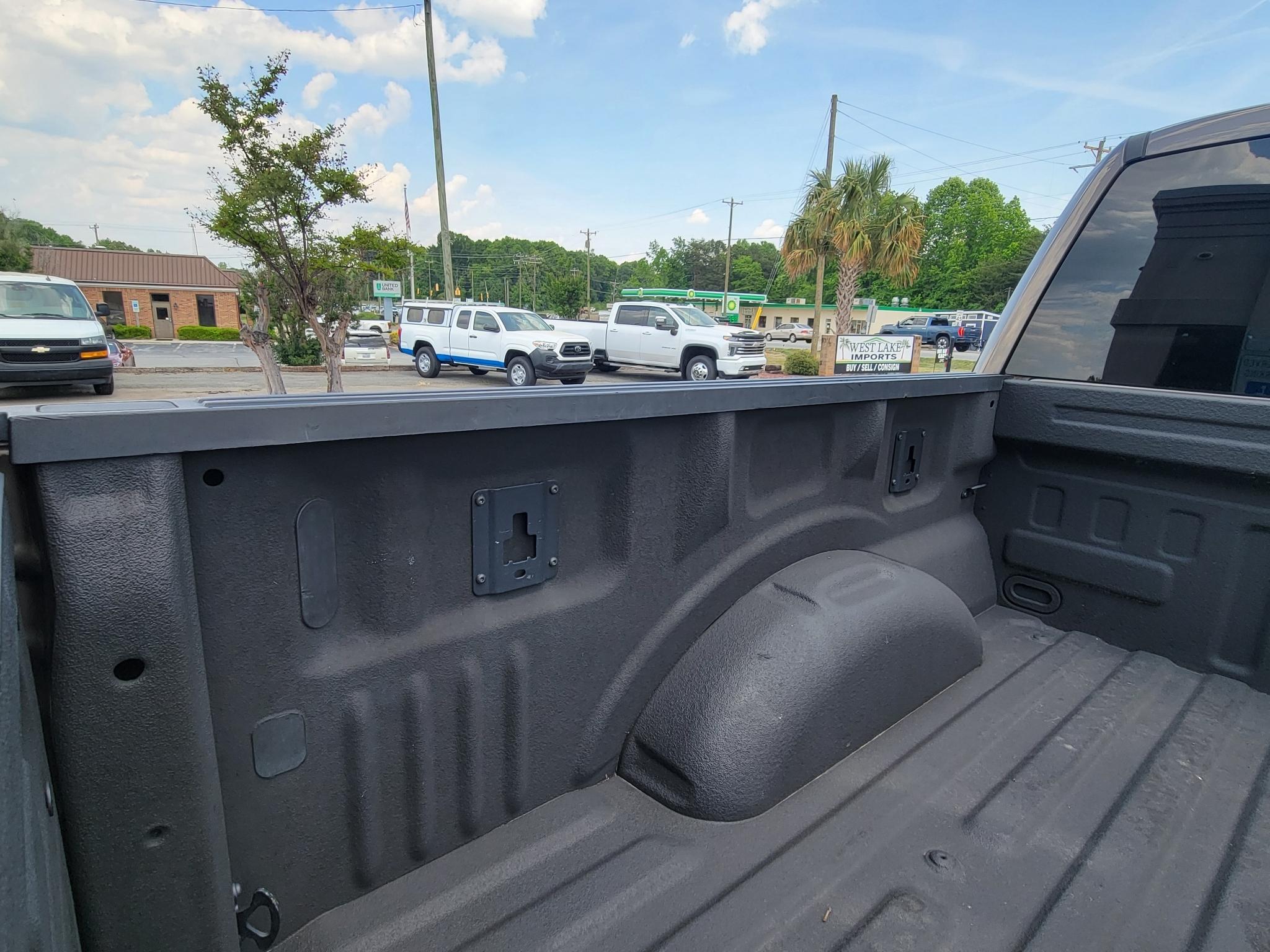 Ford F-150 4WD SuperCrew 145" XL 2016