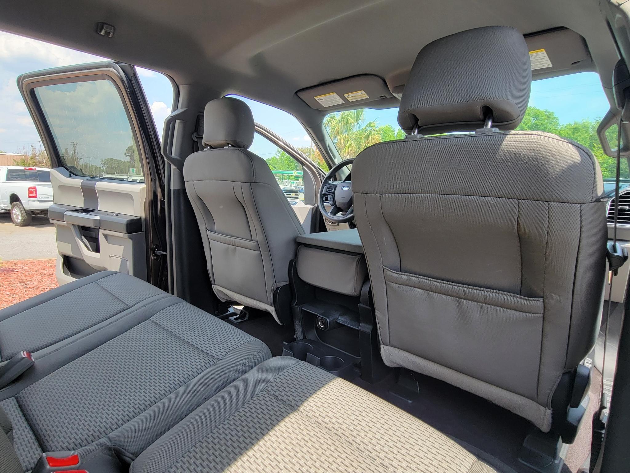 Ford F-150 4WD SuperCrew 145" XL 2016