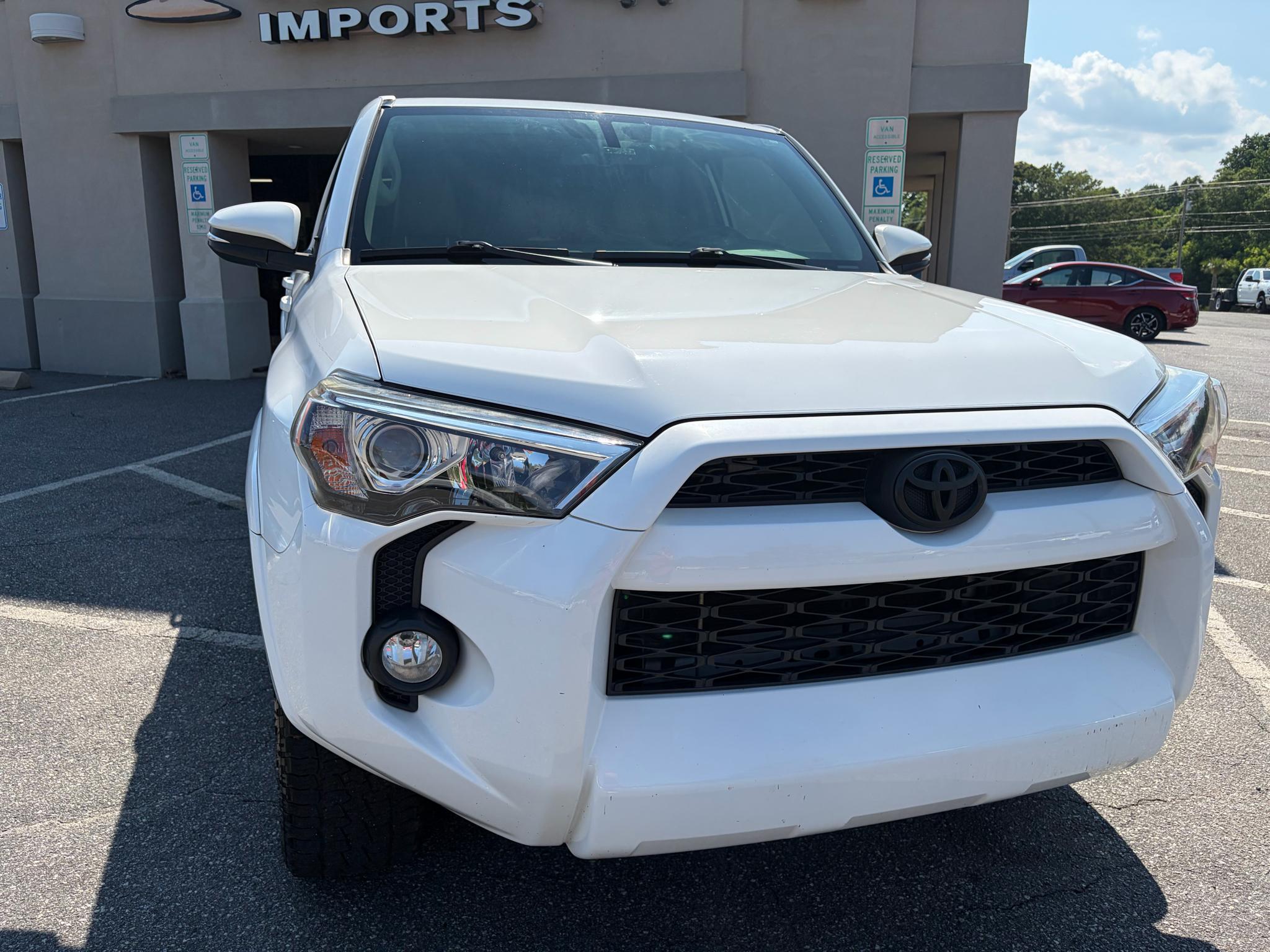 Toyota 4Runner SR5 Premium 2WD (Natl) 2017