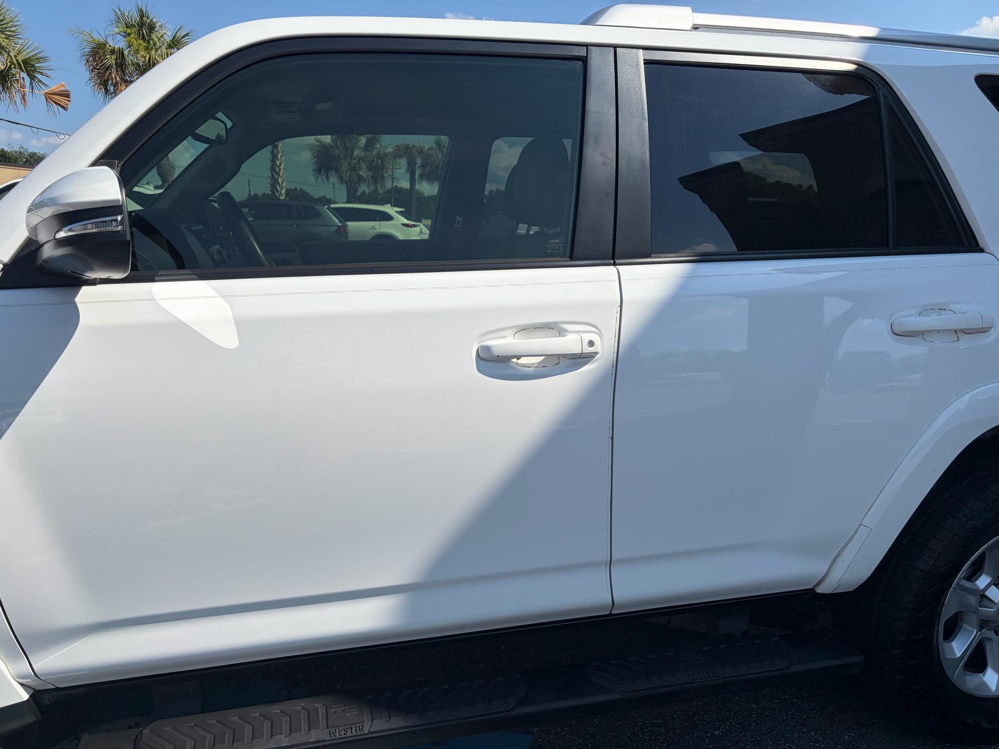 Toyota 4Runner SR5 Premium 2WD (Natl) 2017