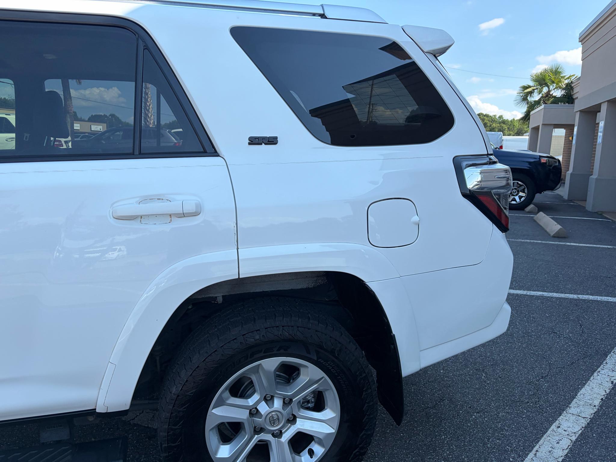 Toyota 4Runner SR5 Premium 2WD (Natl) 2017