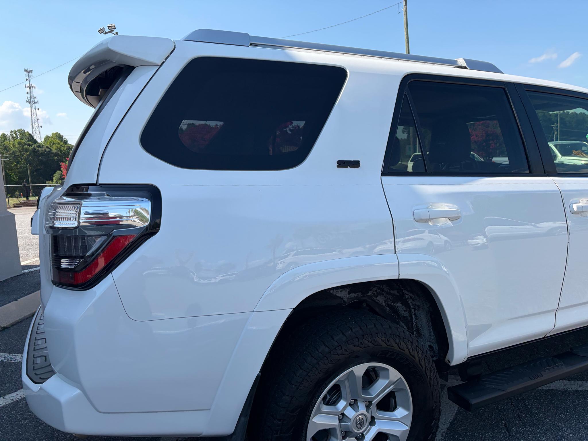Toyota 4Runner SR5 Premium 2WD (Natl) 2017