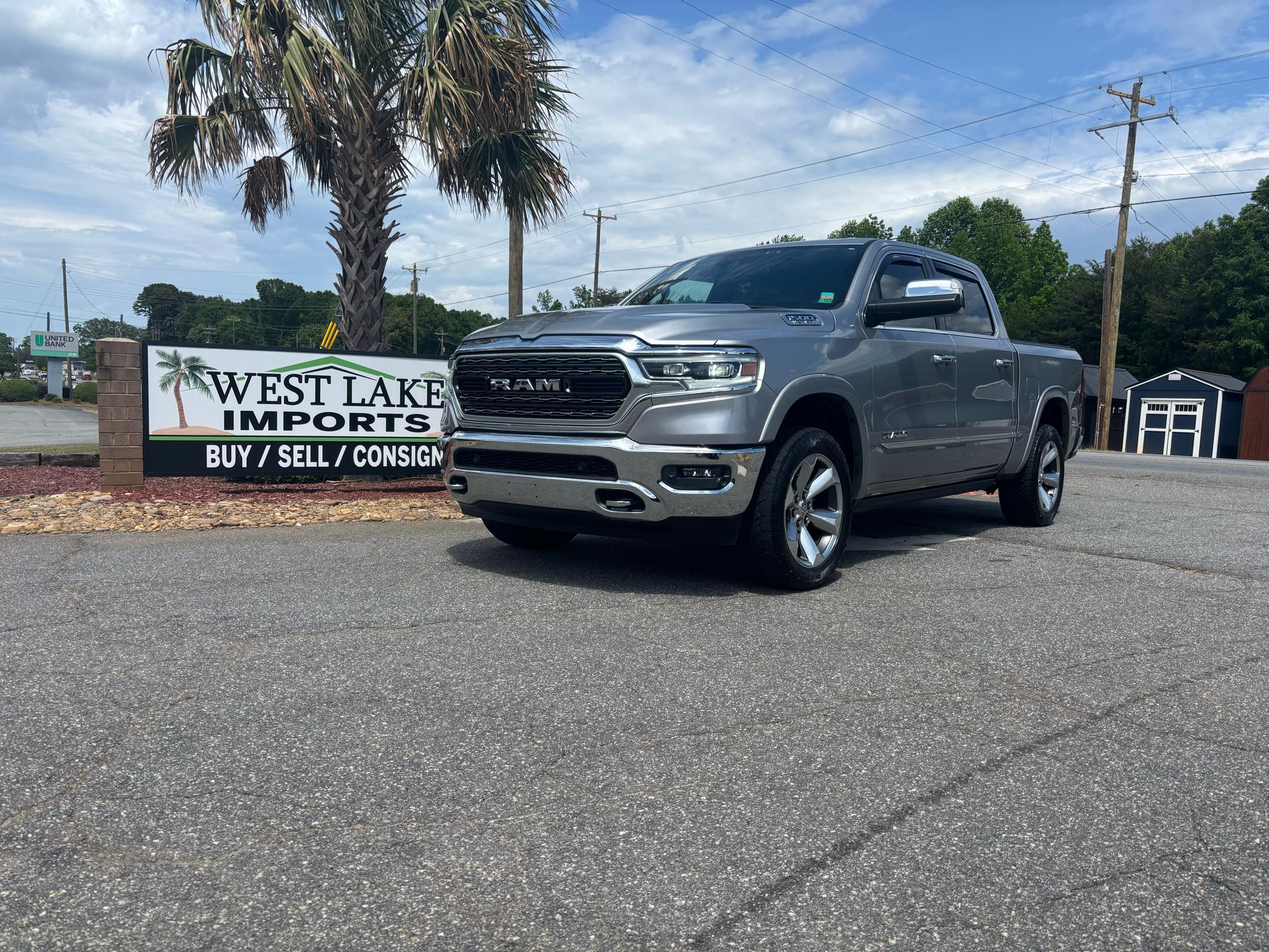 2019 RAM 1500 Limited 4x4 Crew Cab 5'7" Box