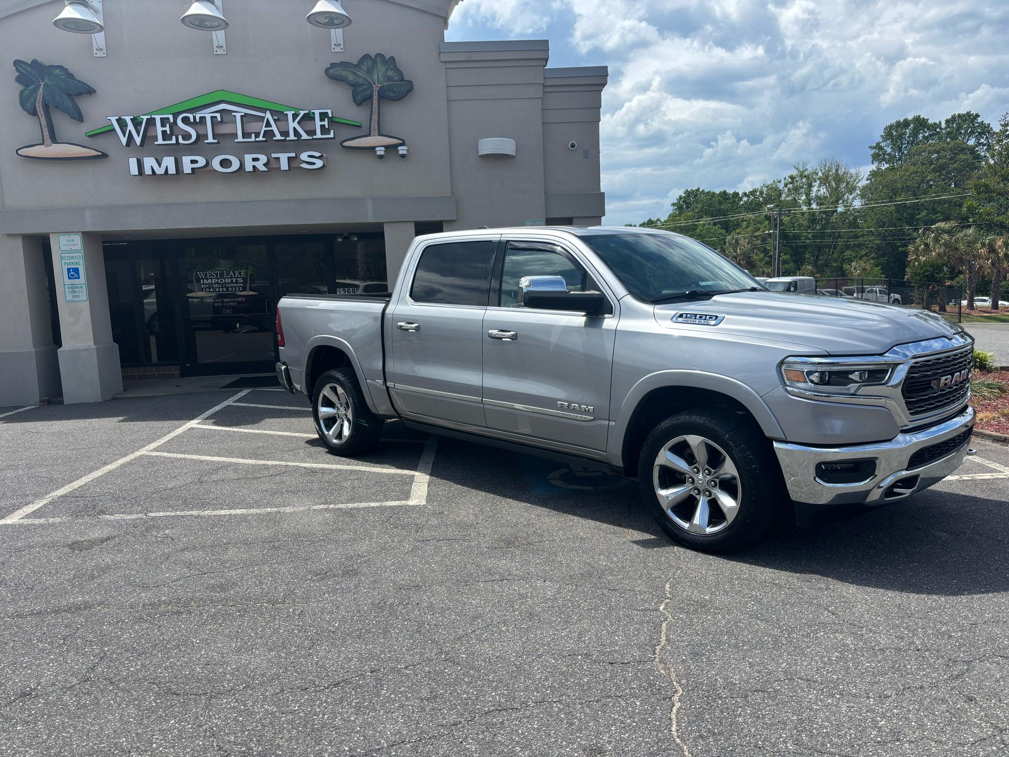 RAM 1500 Limited 4x4 Crew Cab 5'7" Box 2019